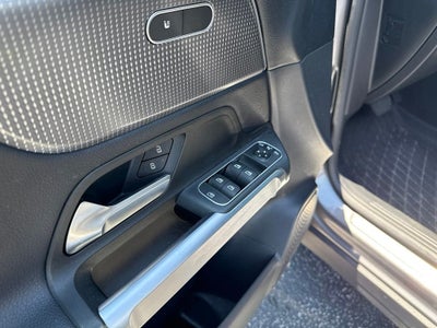 2022 Mercedes-Benz GLB GLB 250 4MATIC®