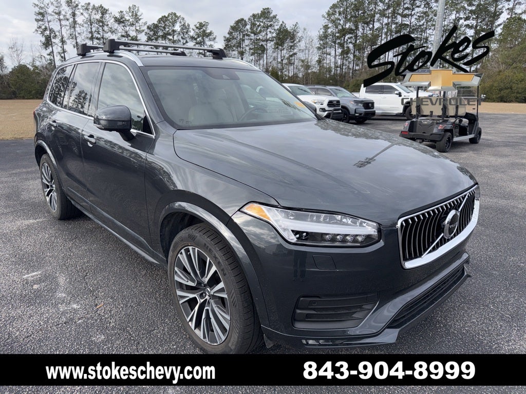 2022 Volvo XC90 T6 Momentum
