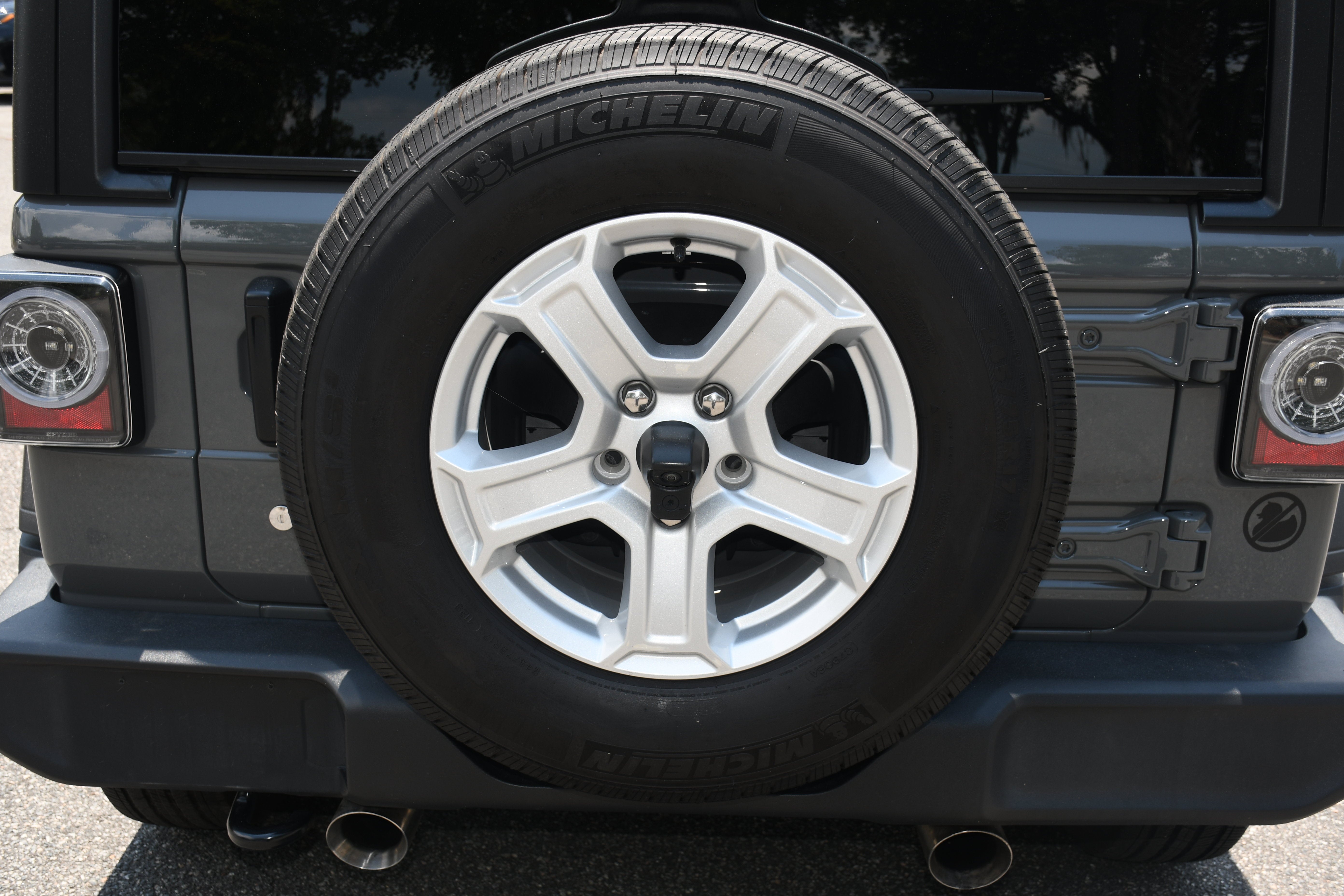 2020 Jeep Wrangler Sport S