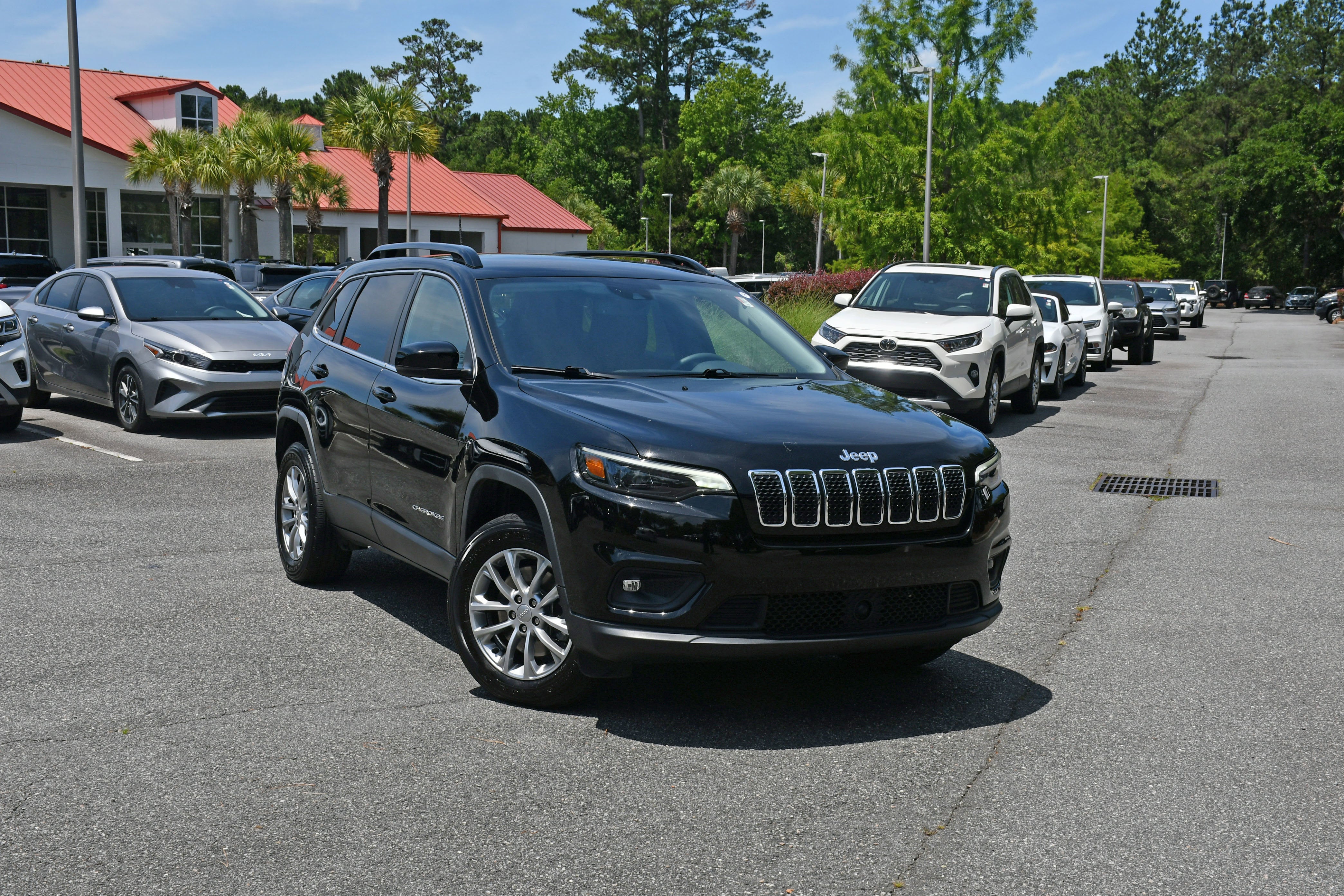 2022 Jeep Cherokee Latitude Lux