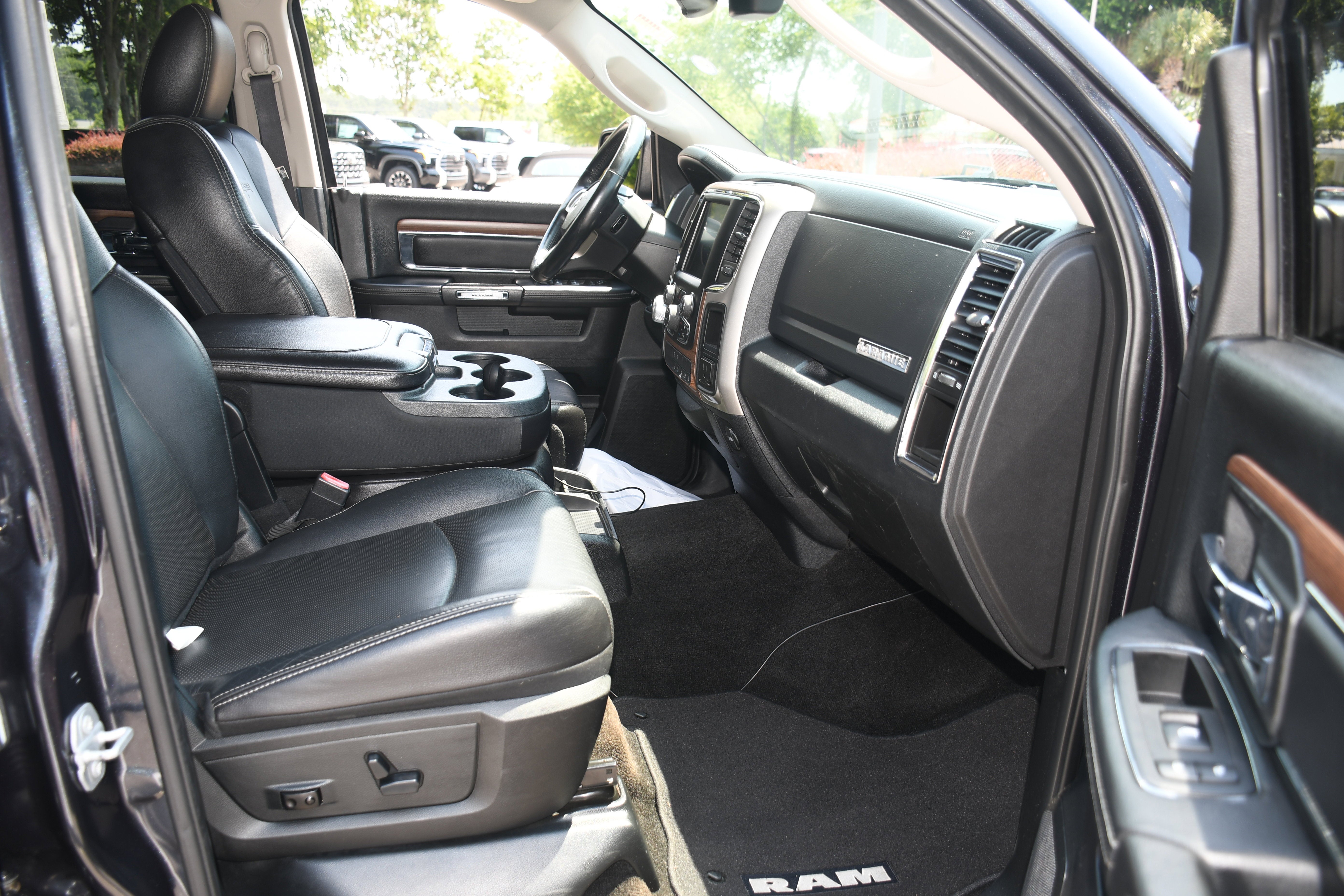 2016 RAM 1500 Laramie