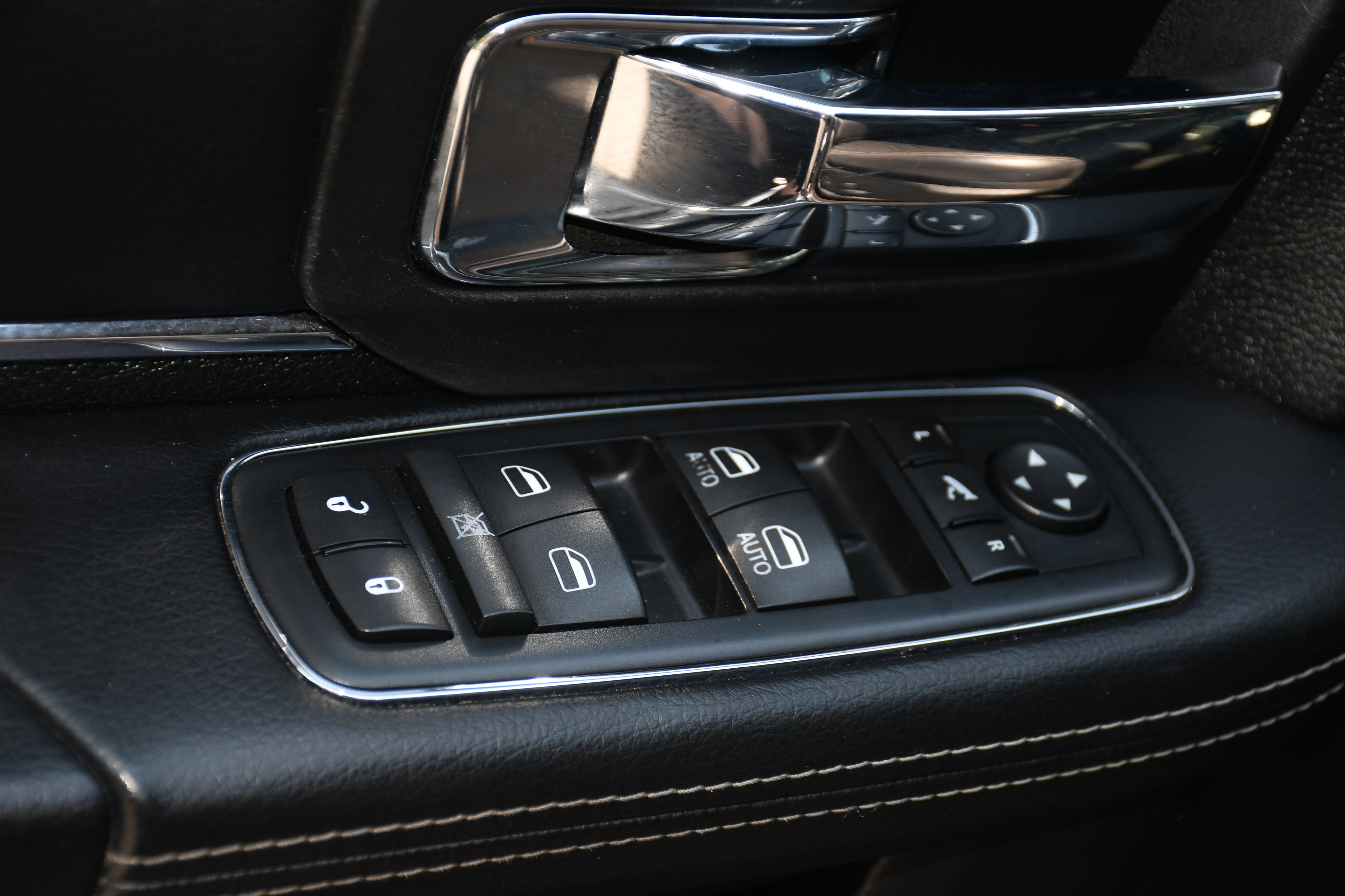 2016 RAM 1500 Laramie