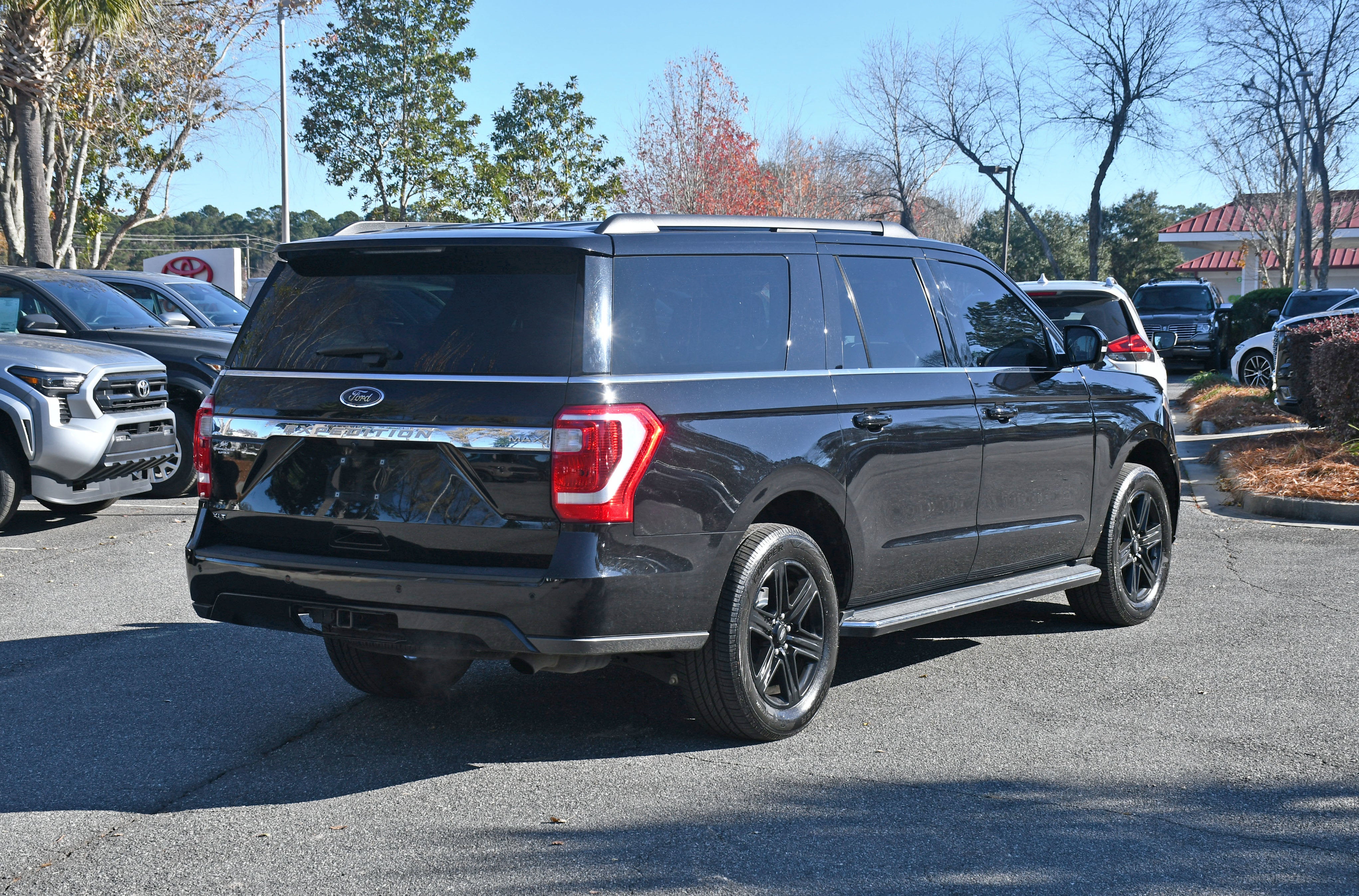 2021 Ford Expedition Max XLT