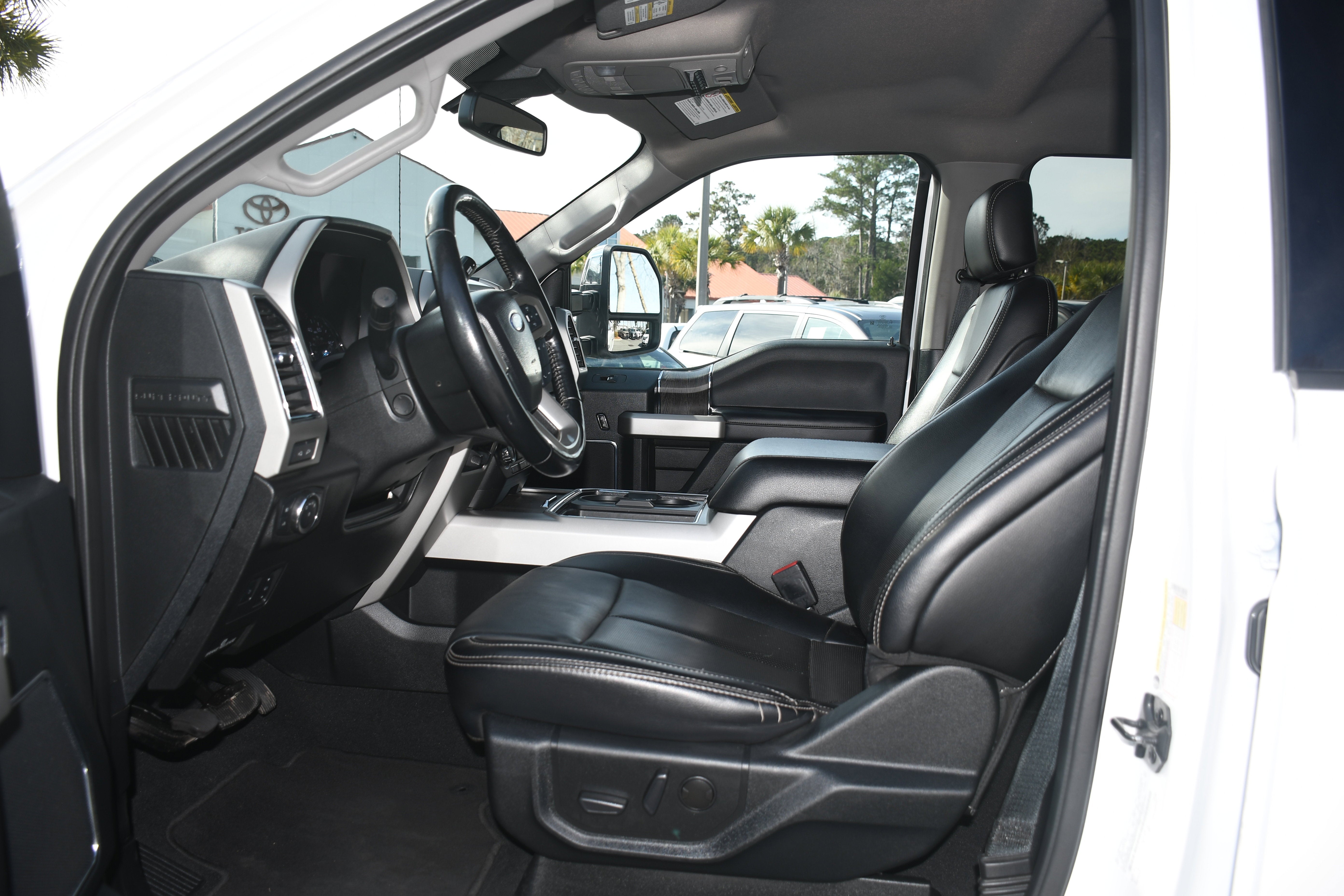 2021 Ford Super Duty F-250 SRW LARIAT