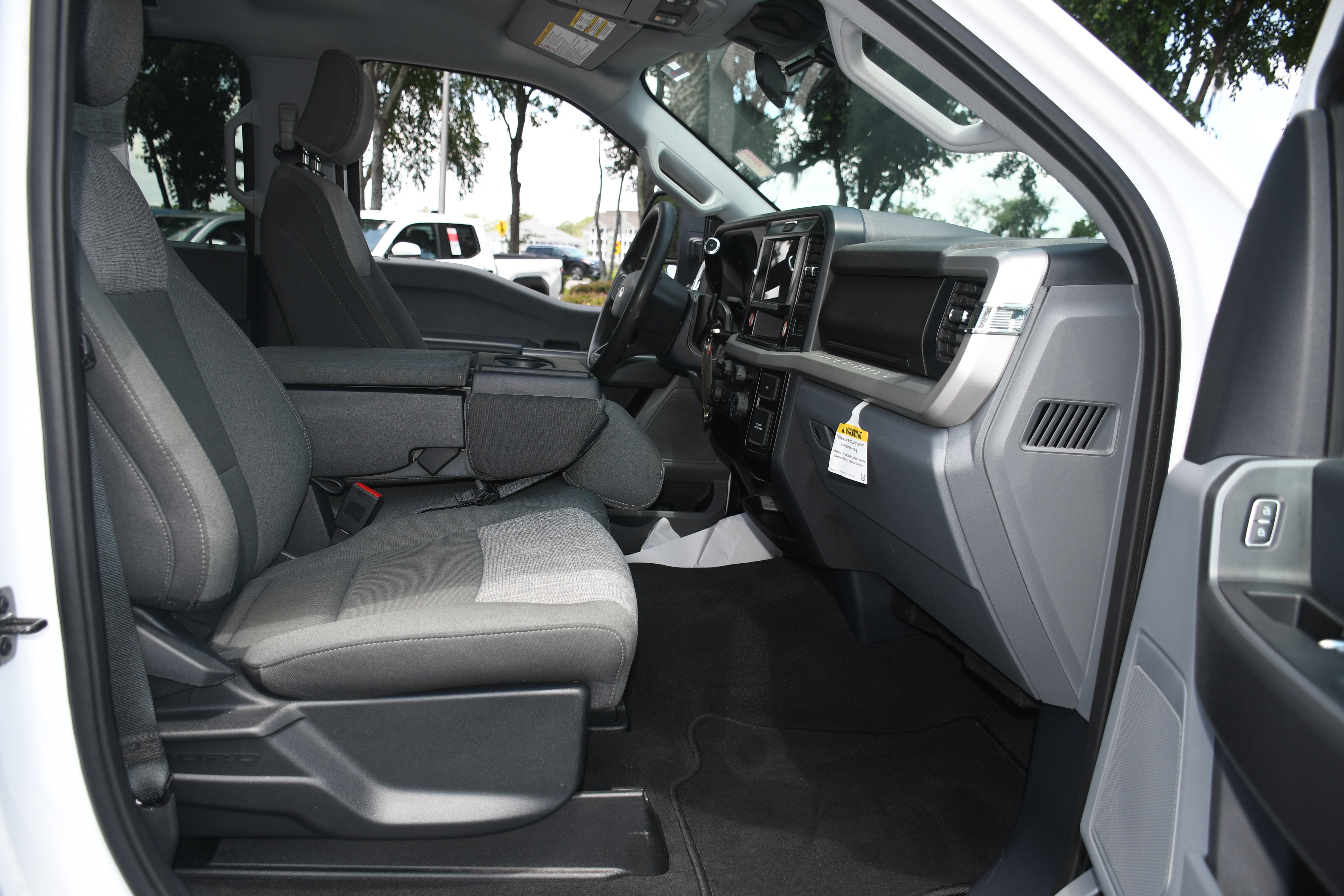 2025 Ford Super Duty F-250 SRW XLT
