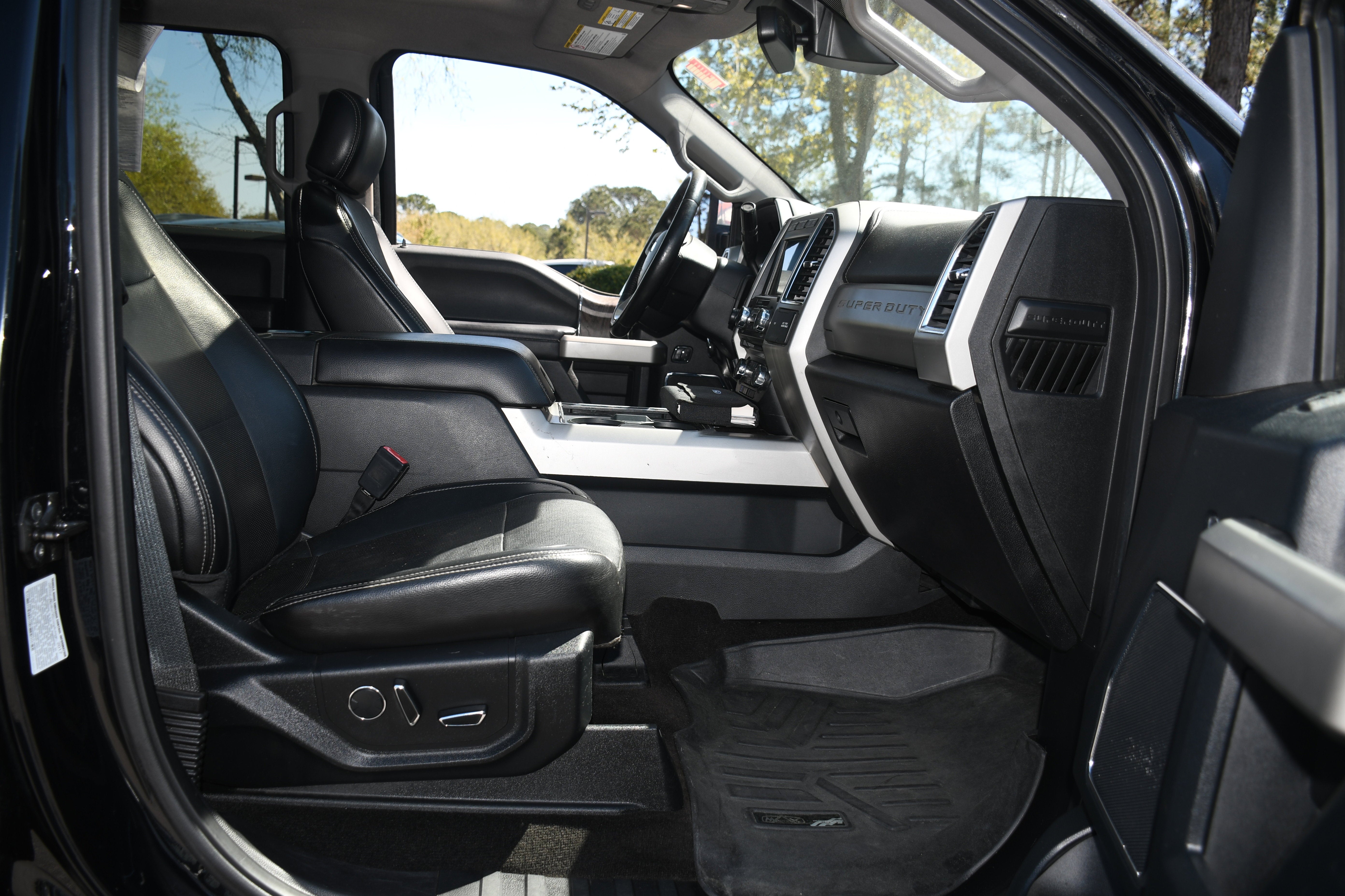 2018 Ford Super Duty F-350 SRW XLT