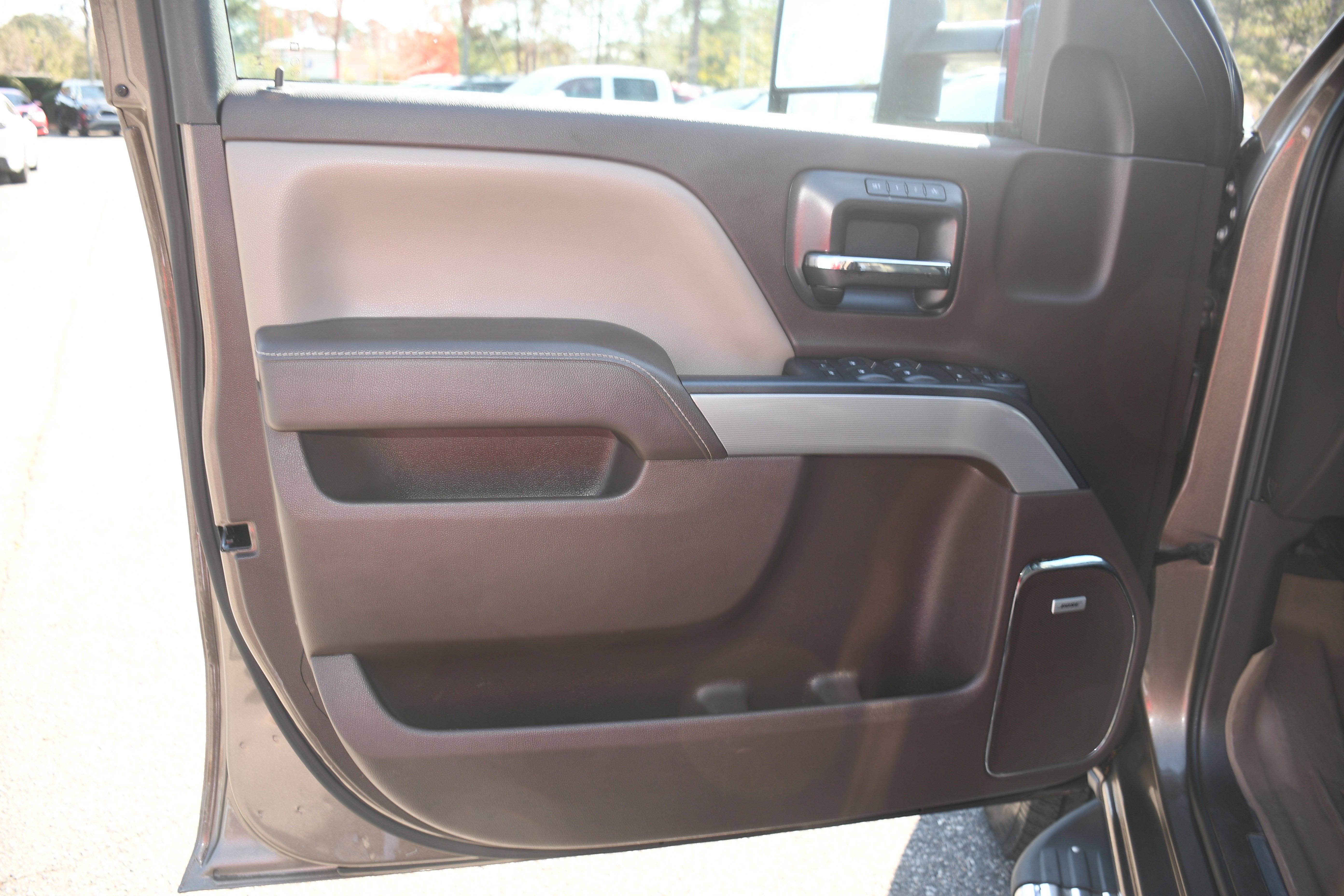 2015 Chevrolet SILVERADO 2500H LTZ