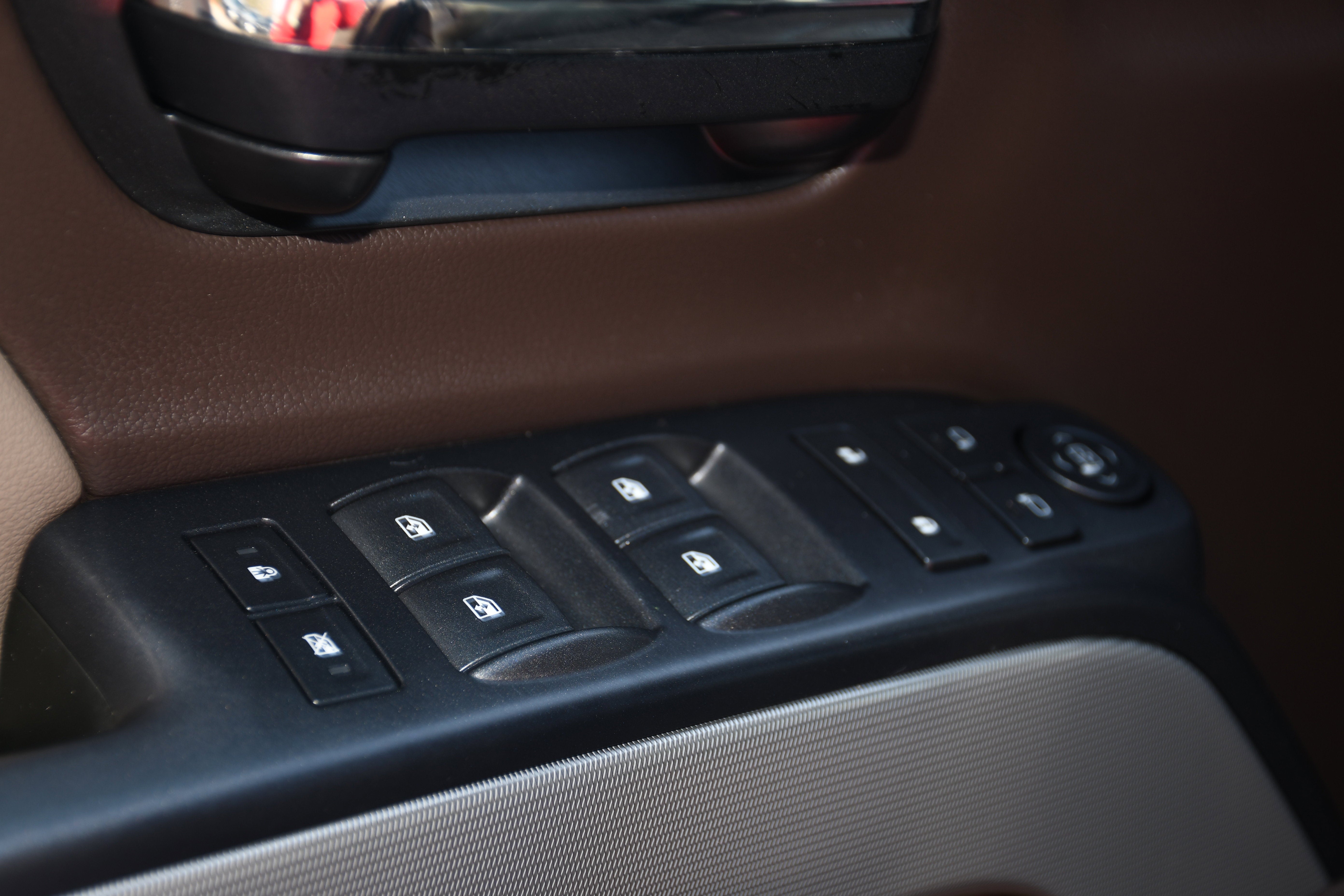 2015 Chevrolet SILVERADO 2500H LTZ