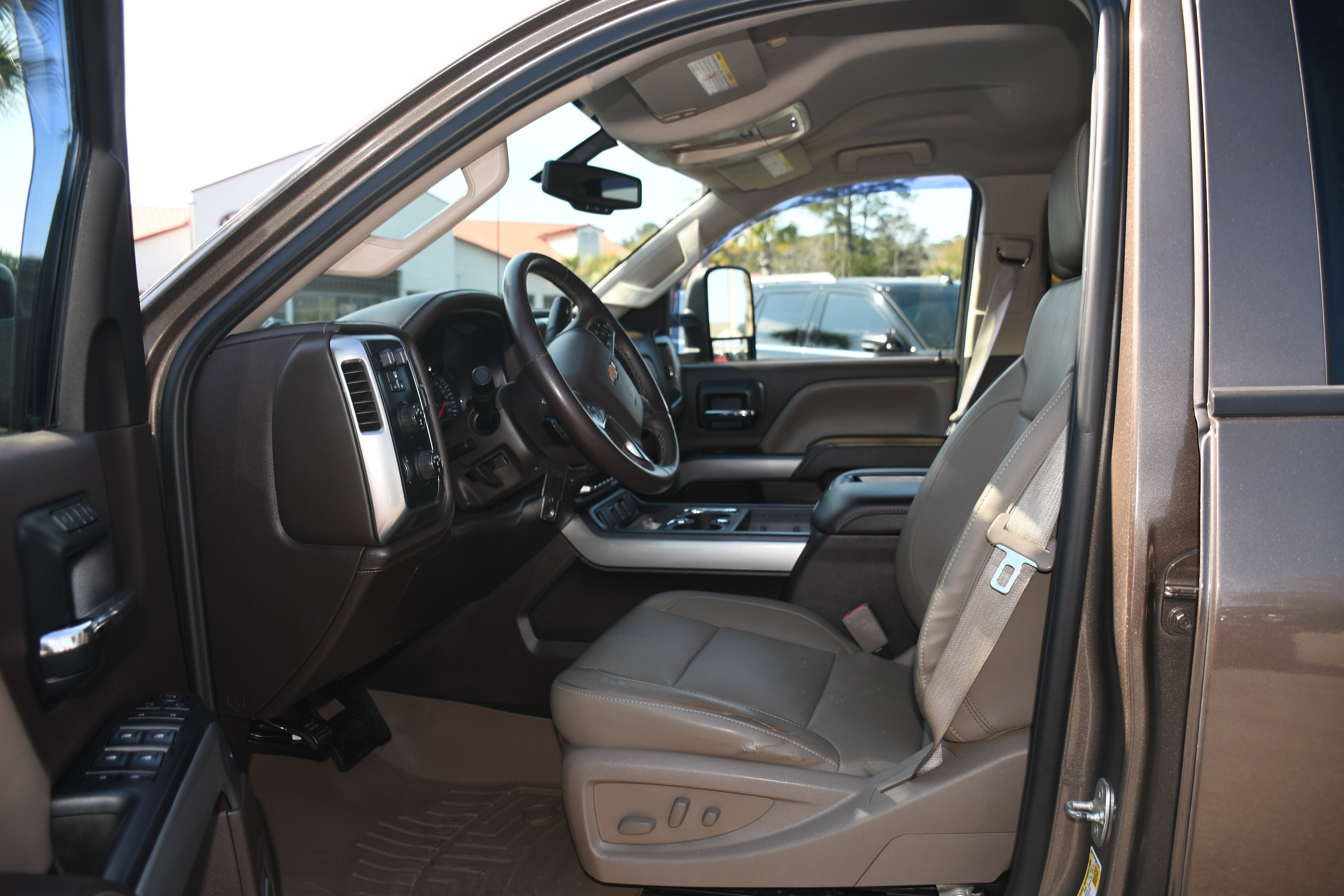 2015 Chevrolet SILVERADO 2500H LTZ