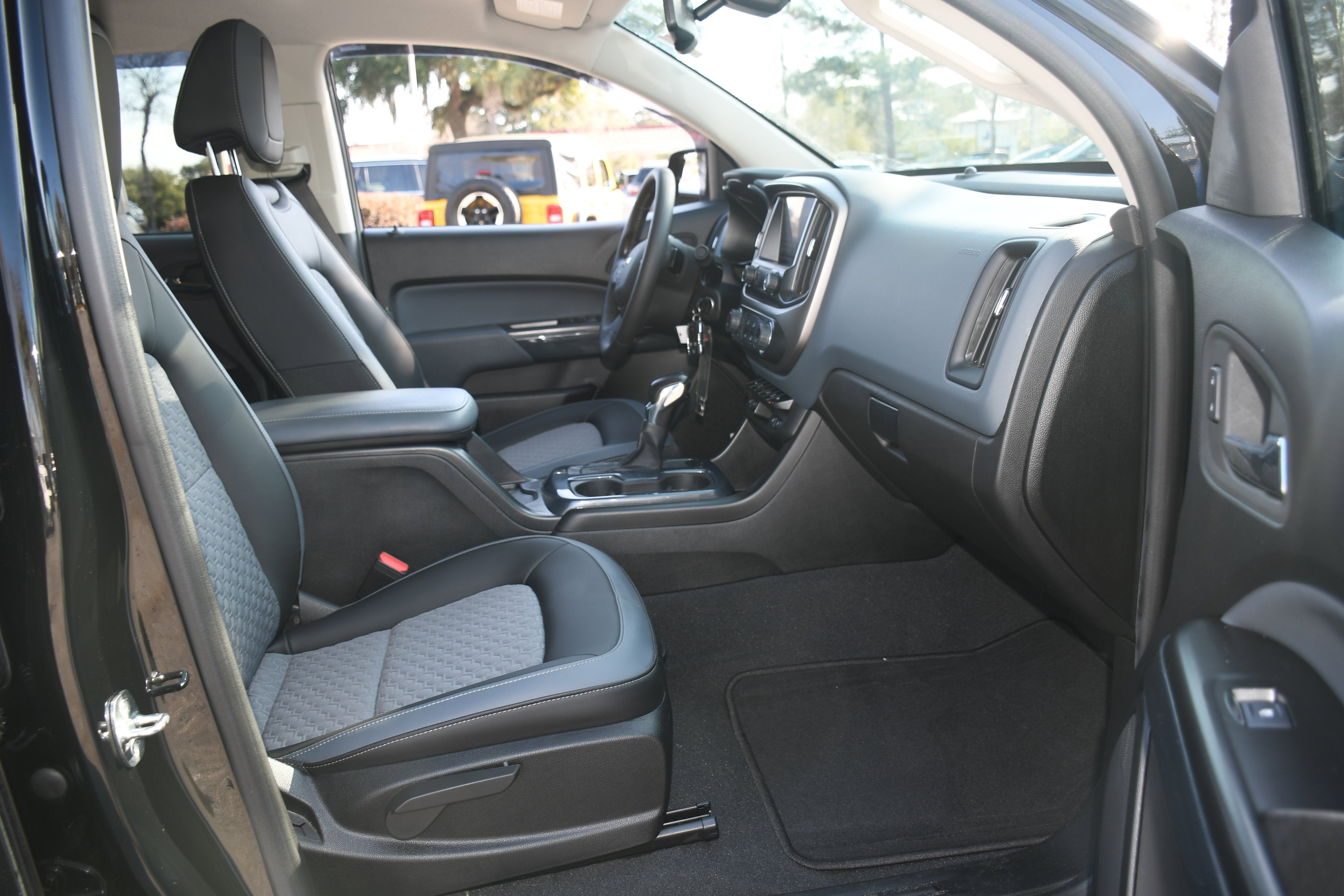 2022 Chevrolet Colorado 2WD Z71