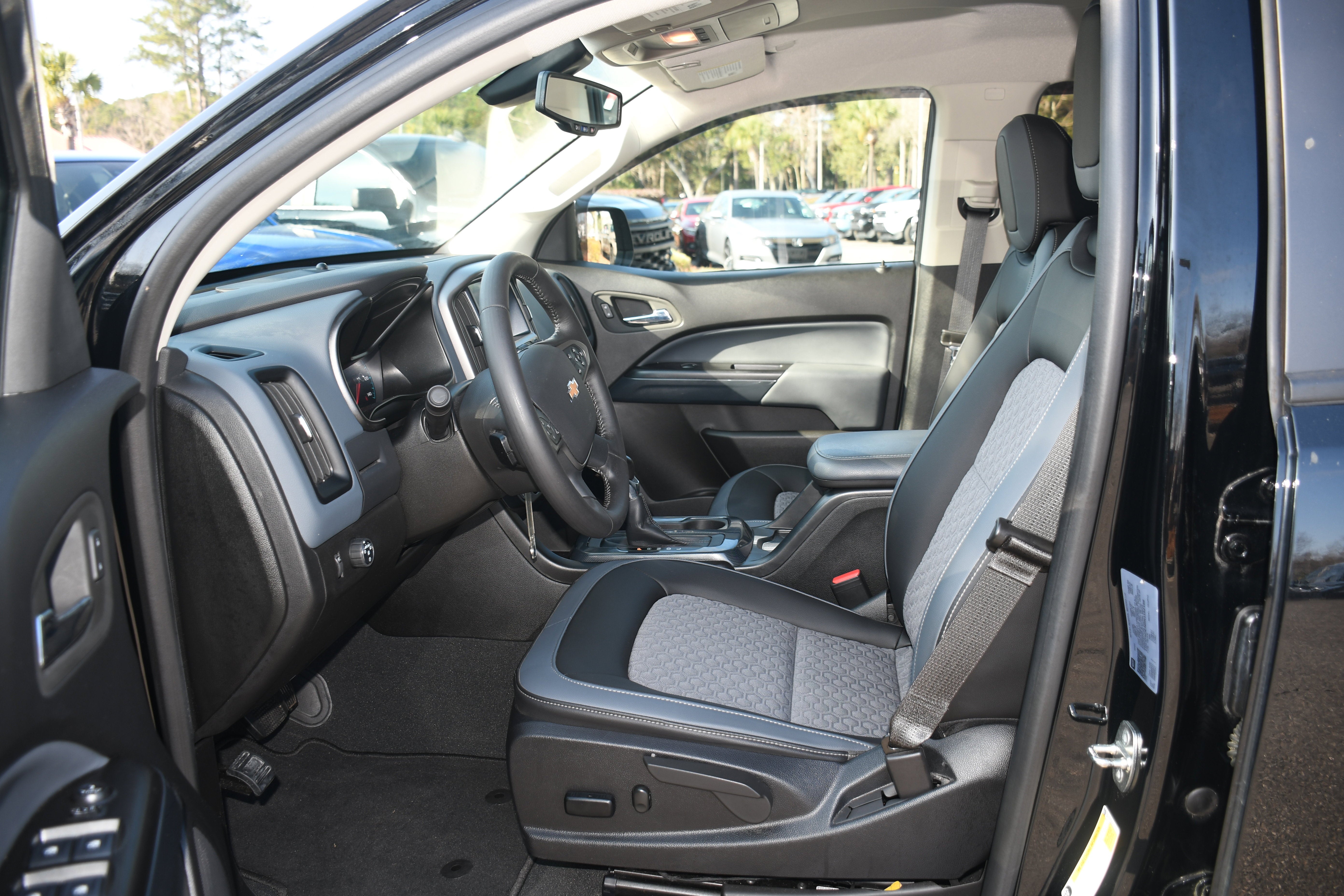 2022 Chevrolet Colorado 2WD Z71