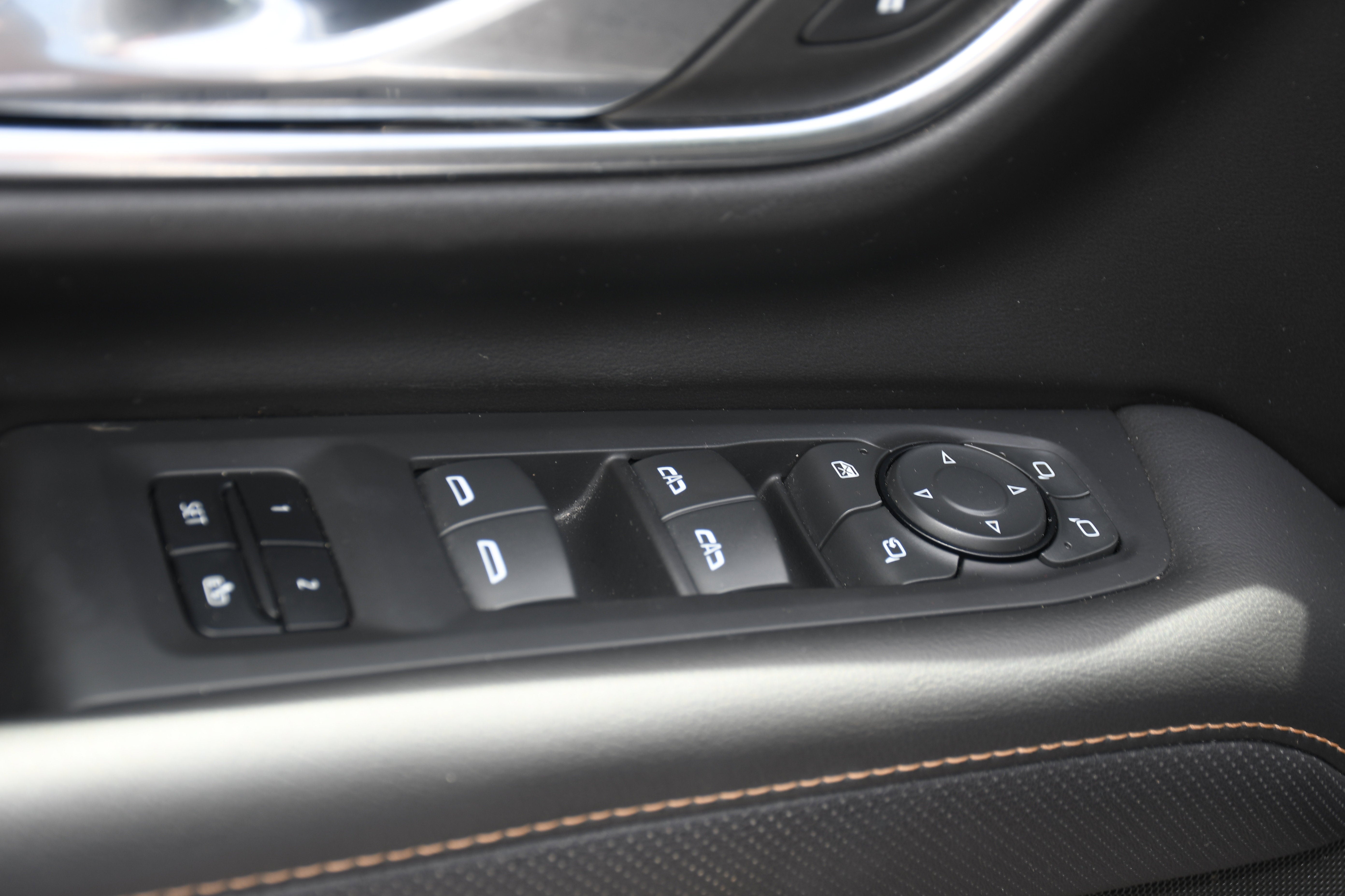 2023 GMC Yukon XL AT4