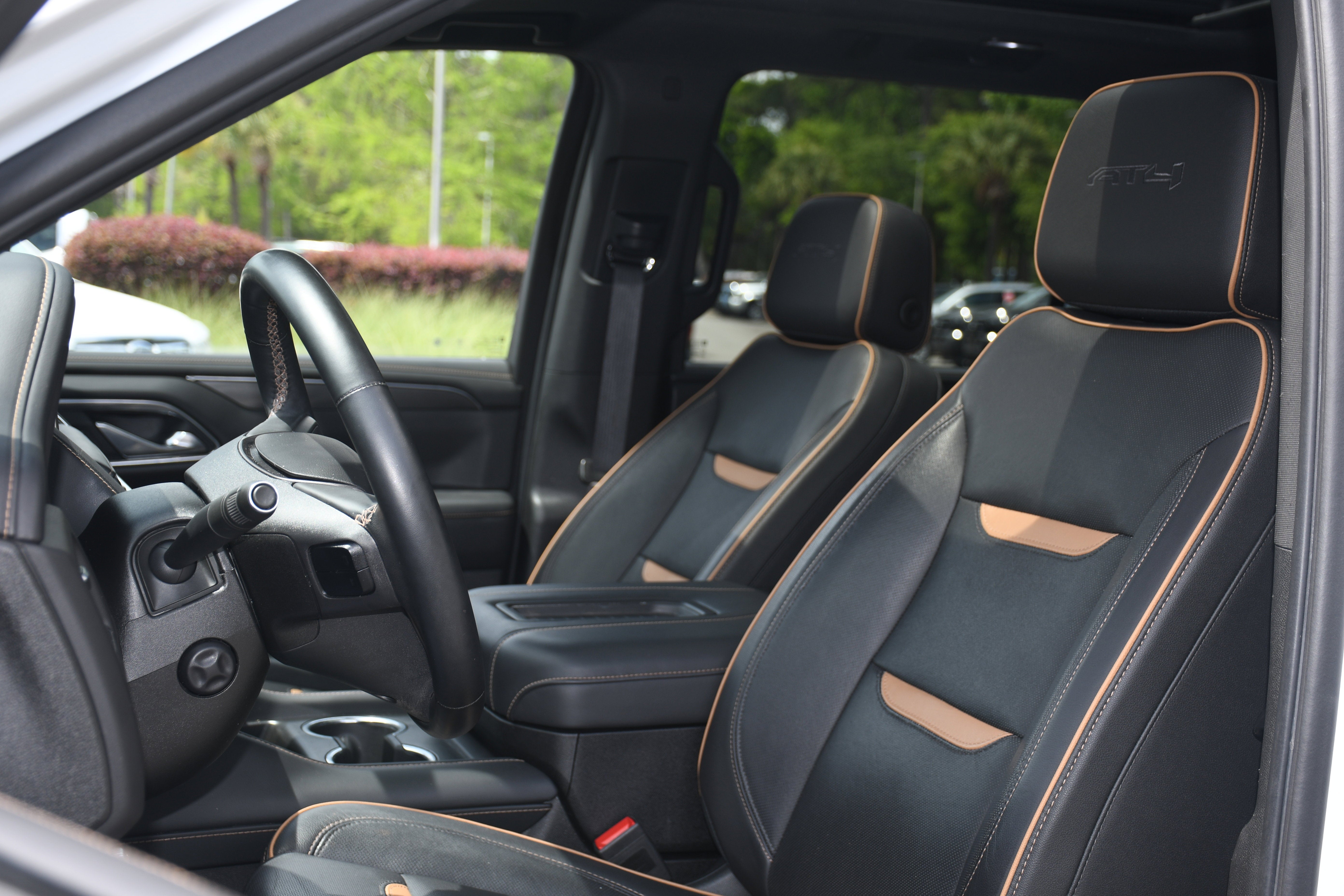 2023 GMC Yukon XL AT4