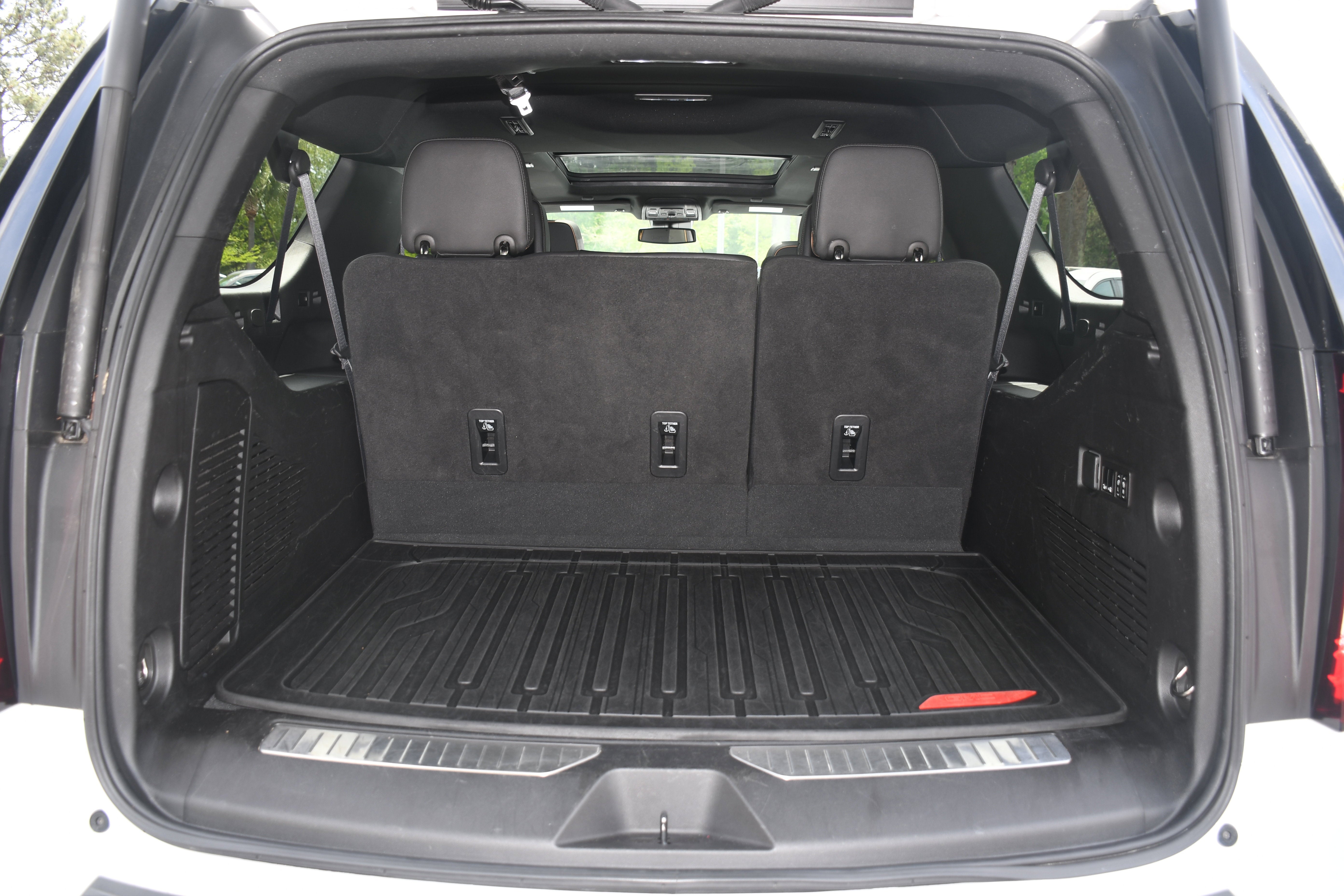 2023 GMC Yukon XL AT4