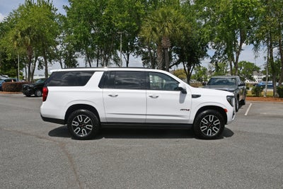 2023 GMC Yukon XL AT4