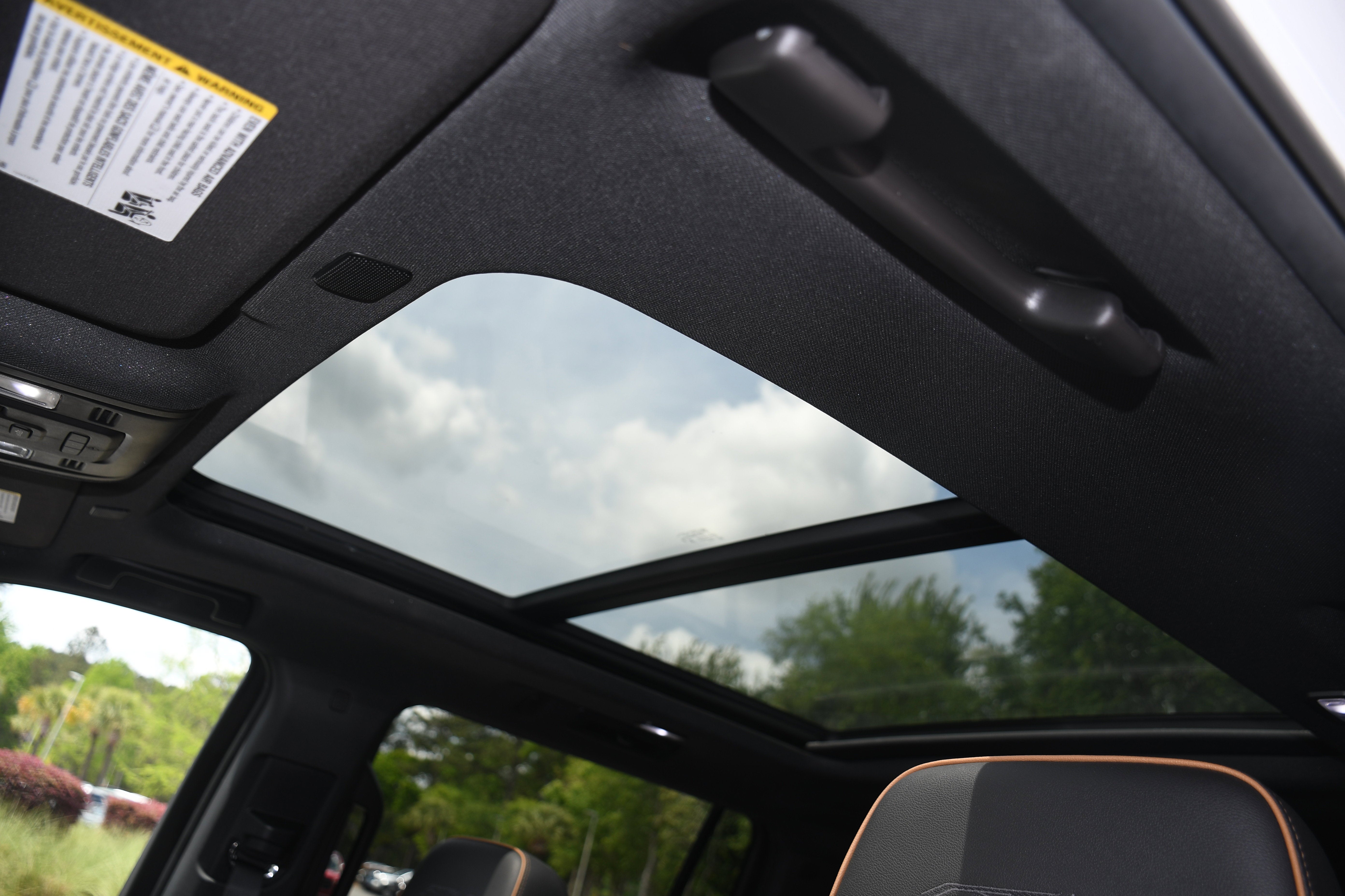 2023 GMC Yukon XL AT4