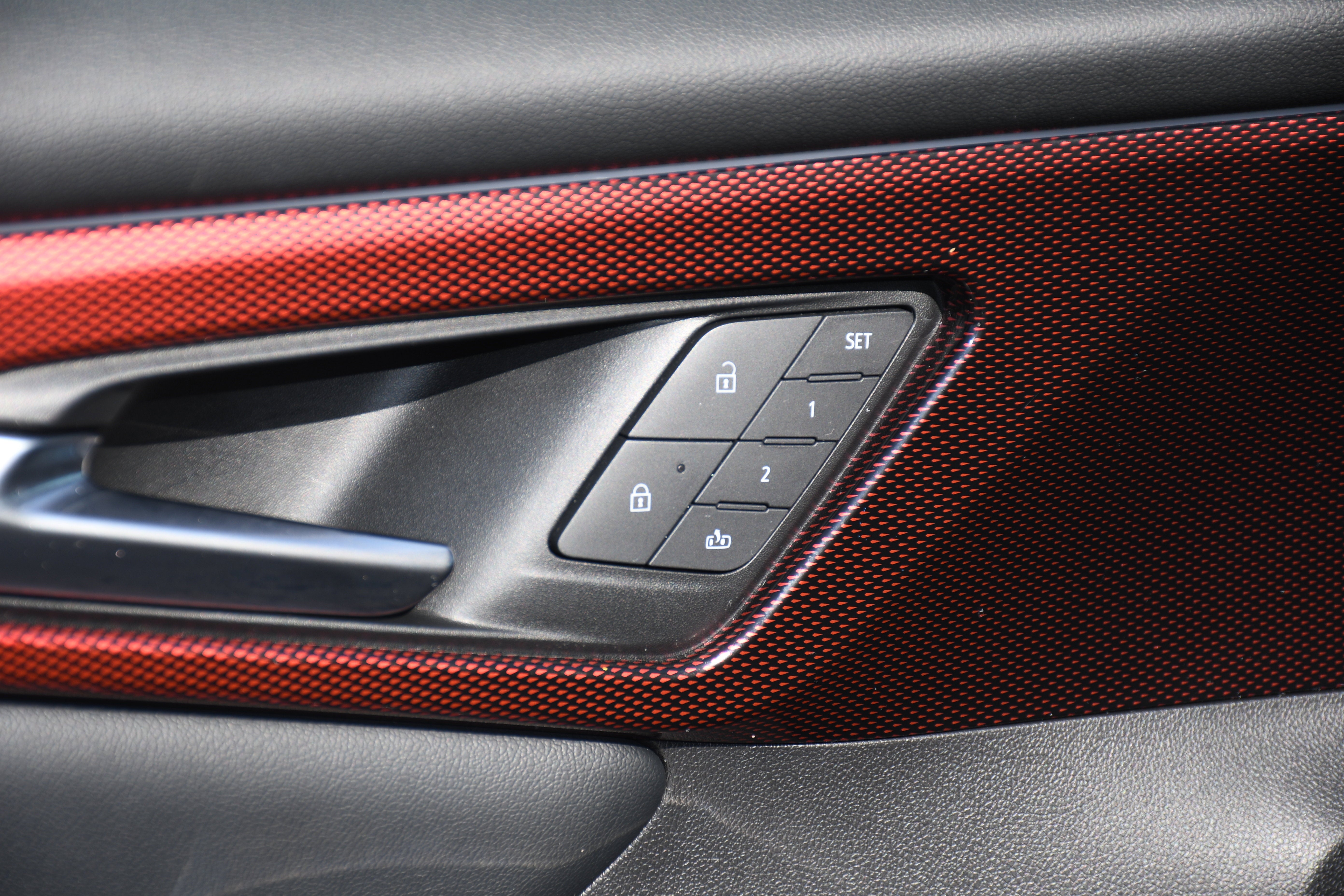 2025 Chevrolet Traverse FWD RS