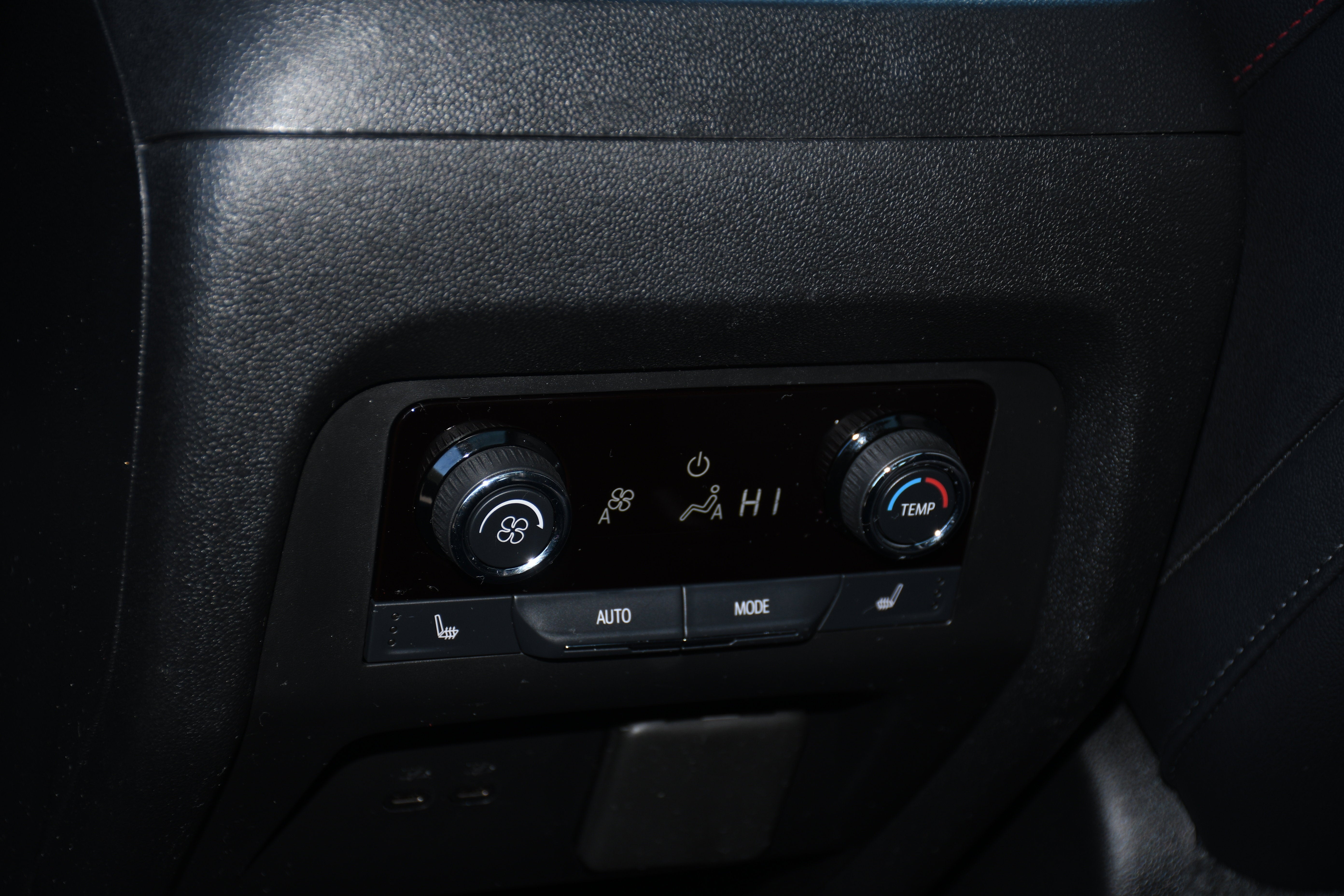 2025 Chevrolet Traverse FWD RS