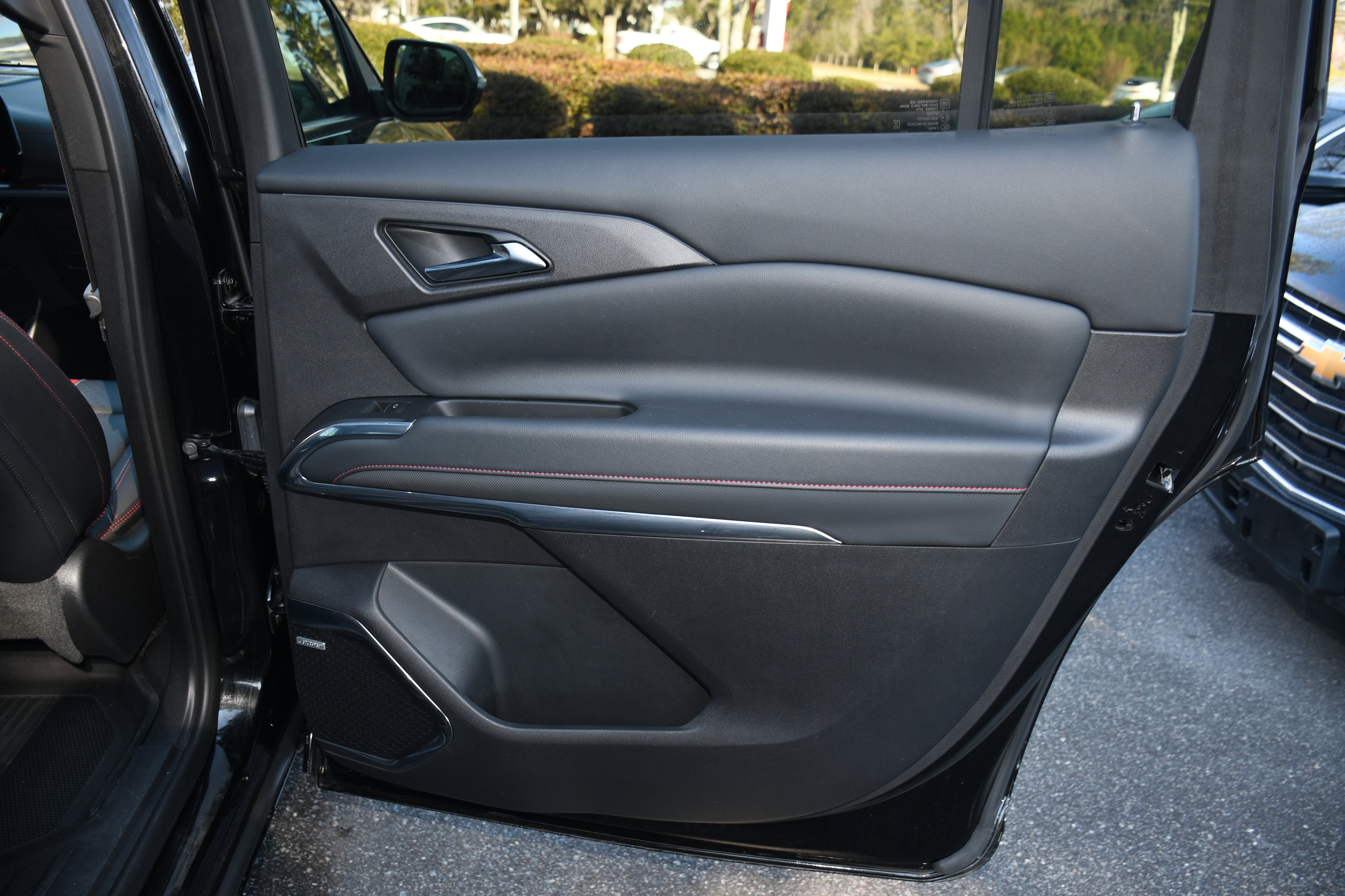 2025 Chevrolet Traverse FWD RS