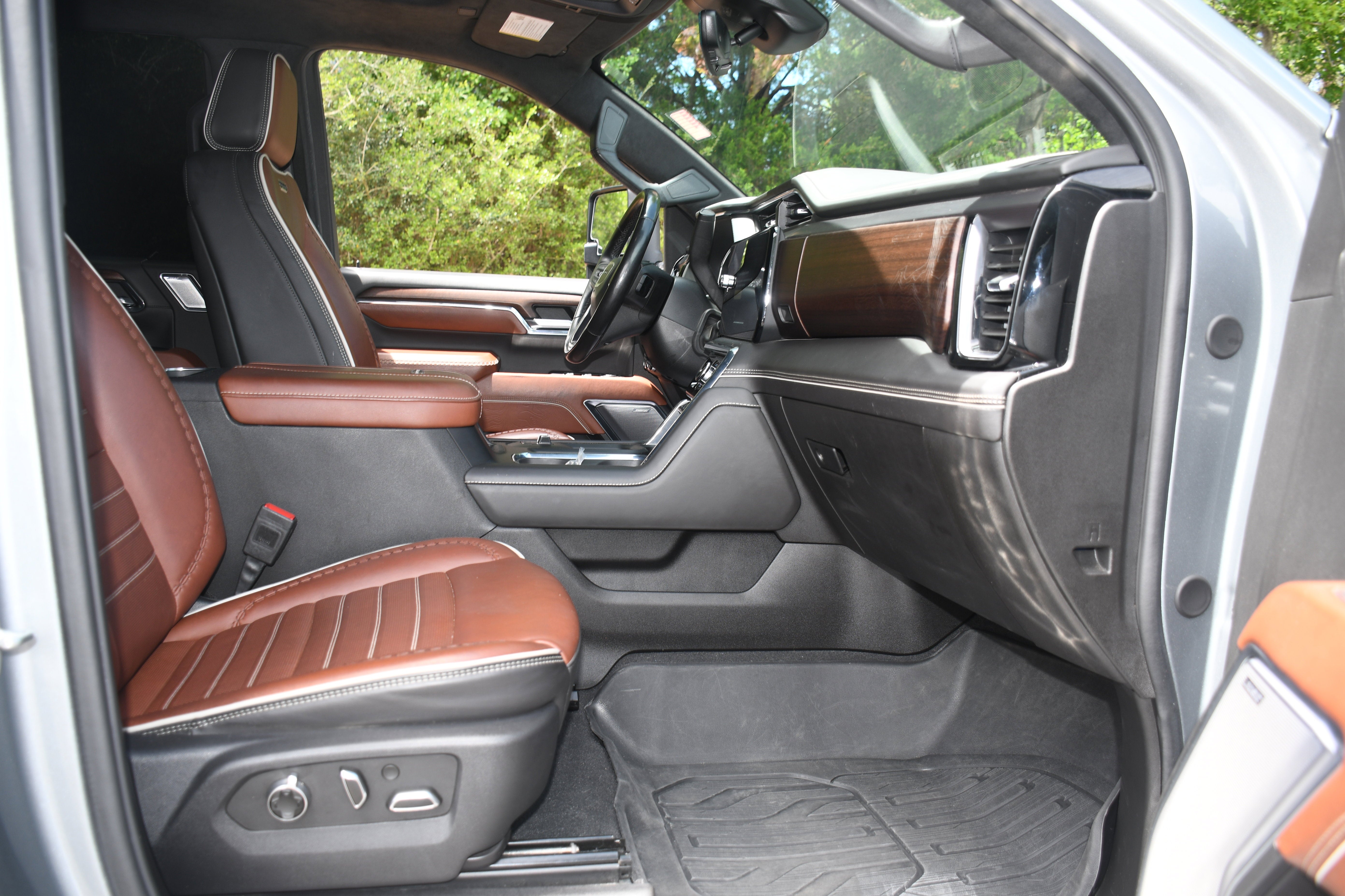 2024 GMC Sierra 2500HD Denali Ultimate