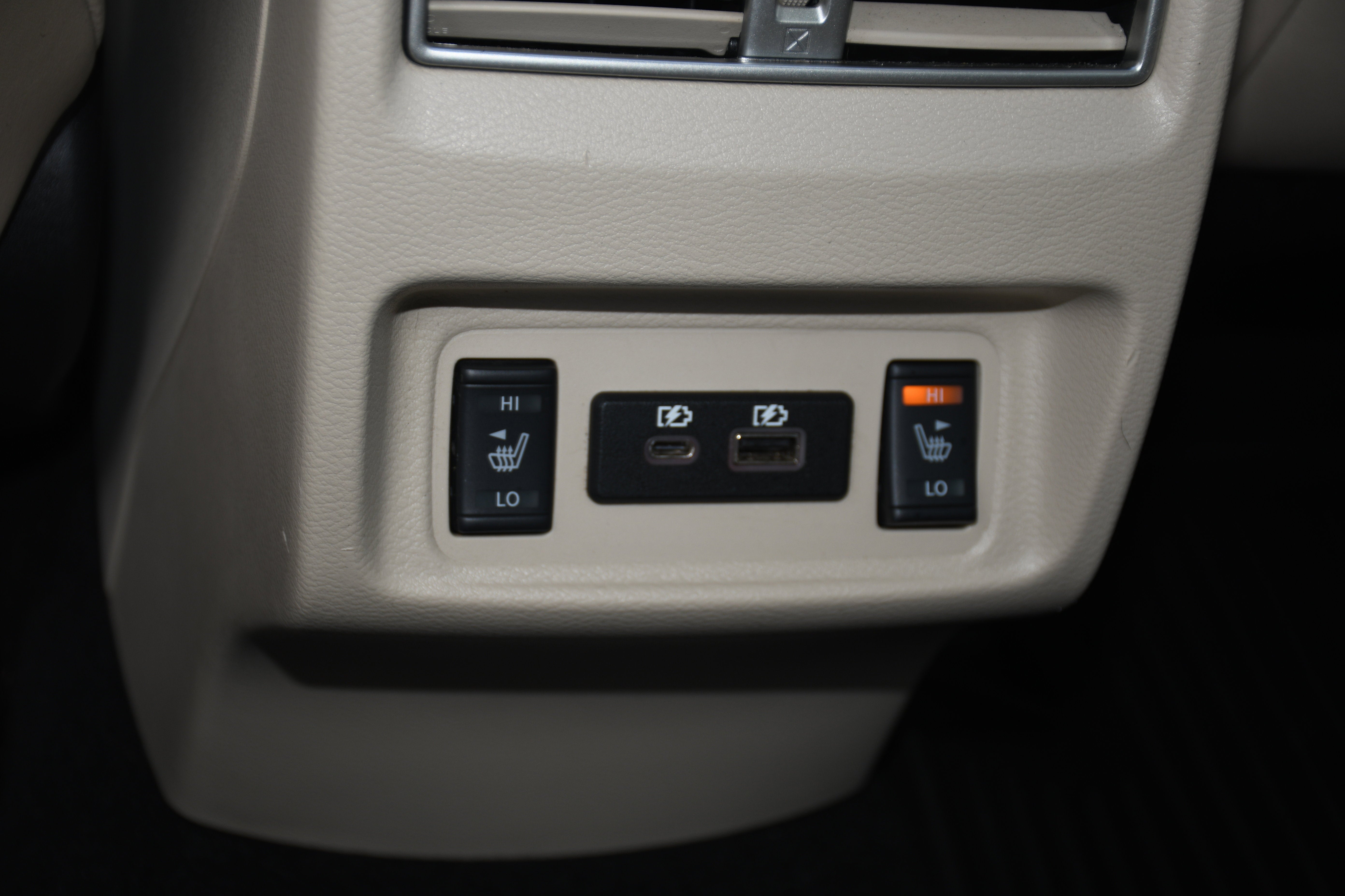 2023 Nissan Maxima Platinum