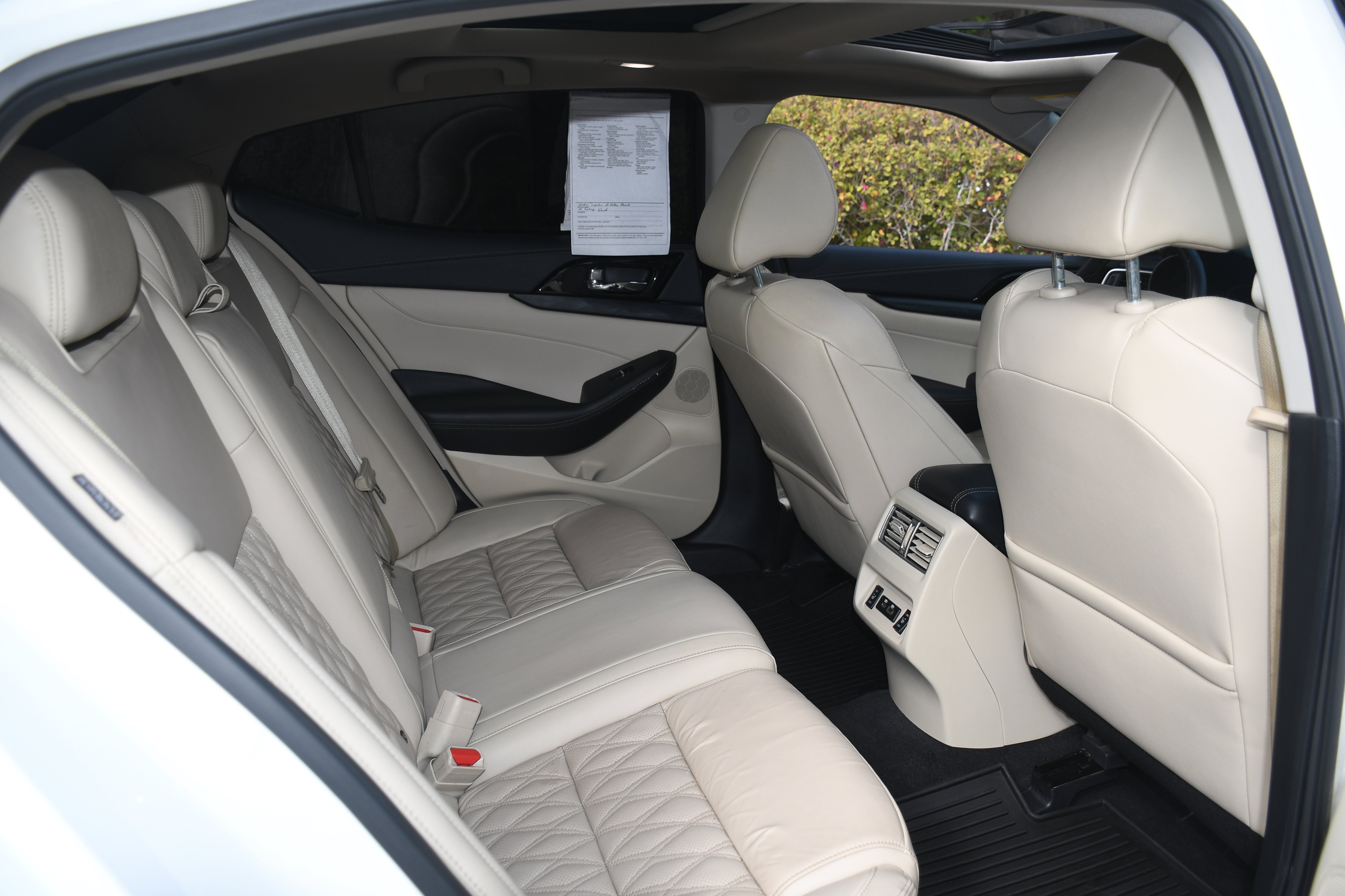 2023 Nissan Maxima Platinum