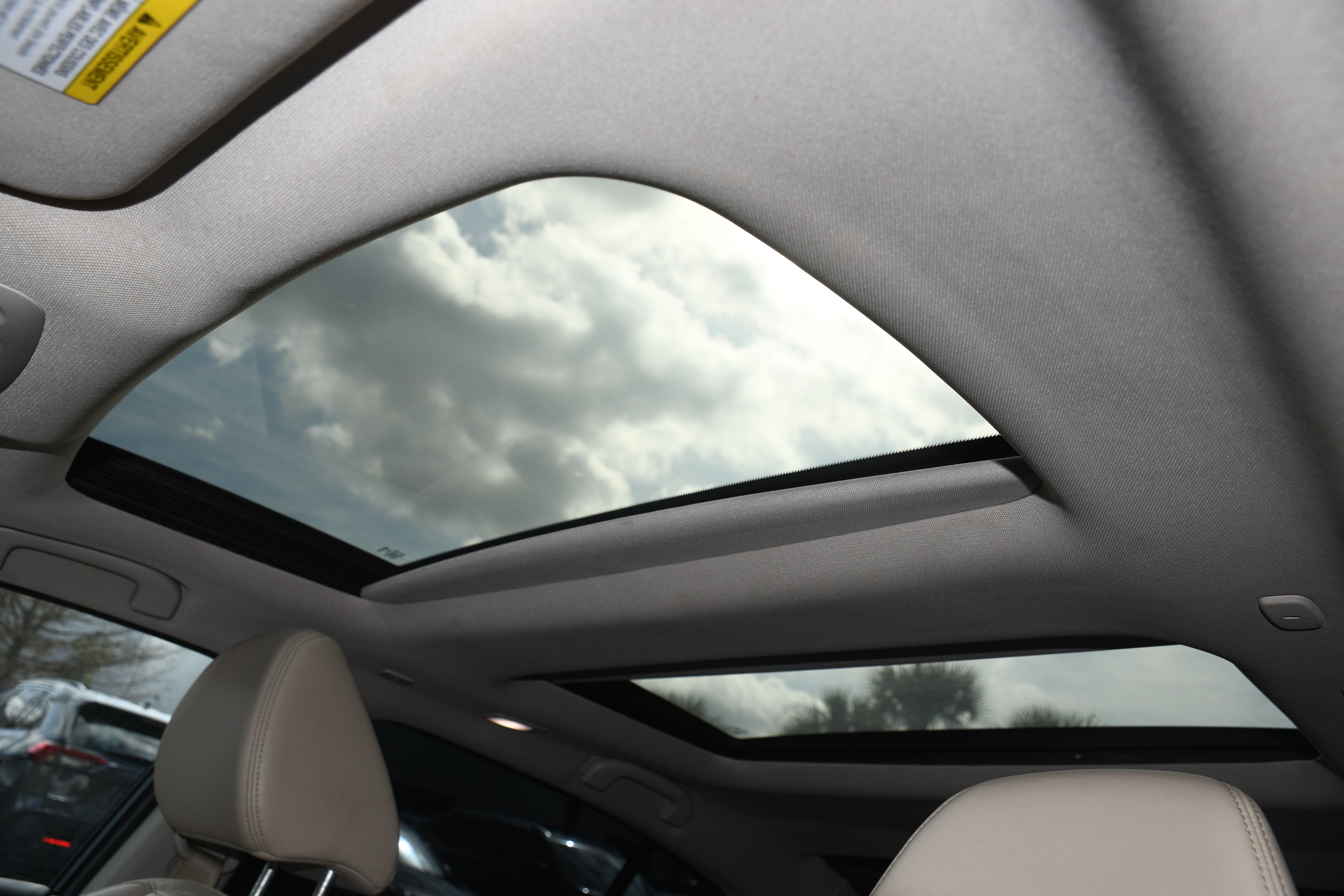 2023 Nissan Maxima Platinum