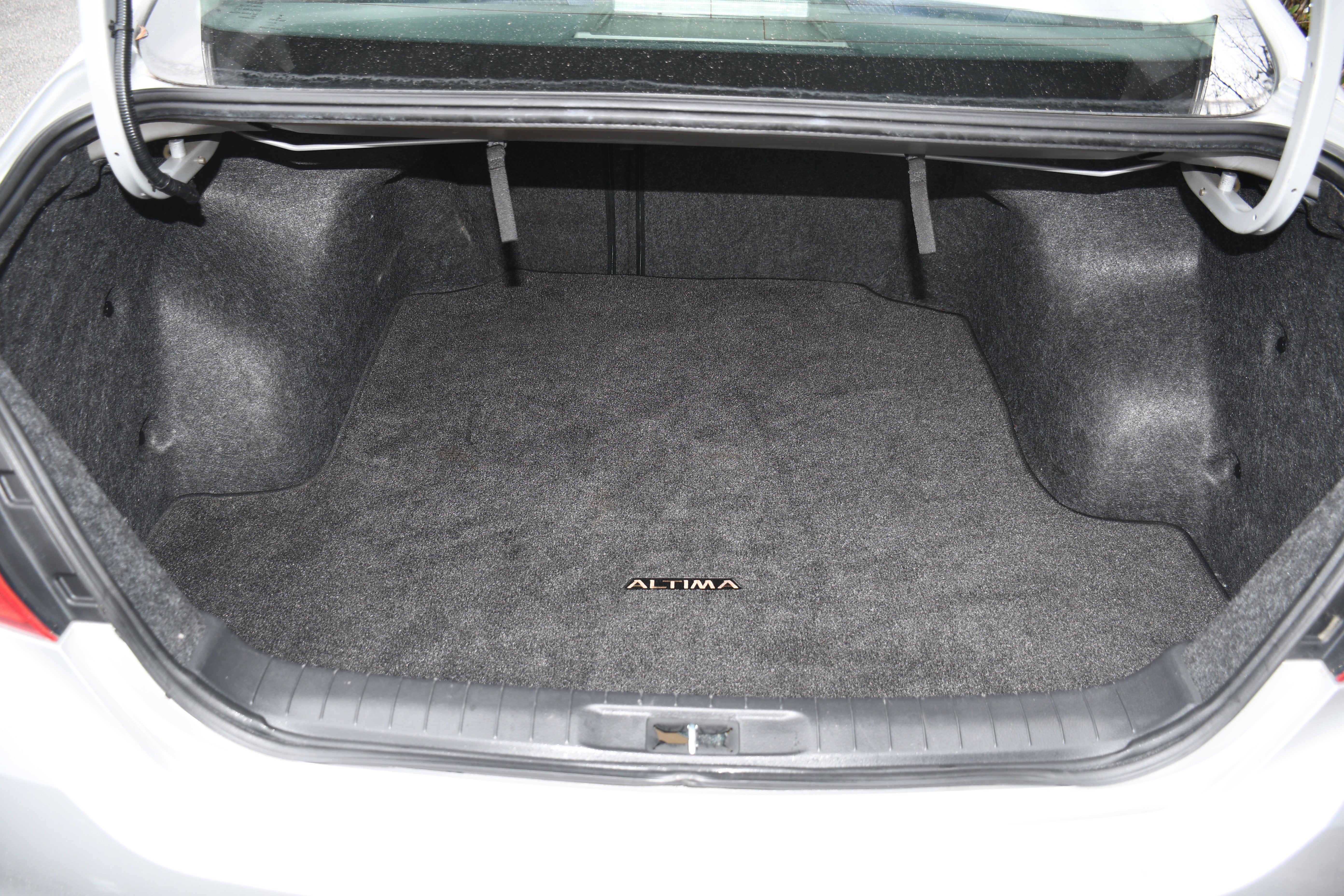 2016 Nissan Altima 2.5 SR