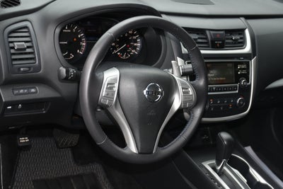 2016 Nissan Altima 2.5 SR