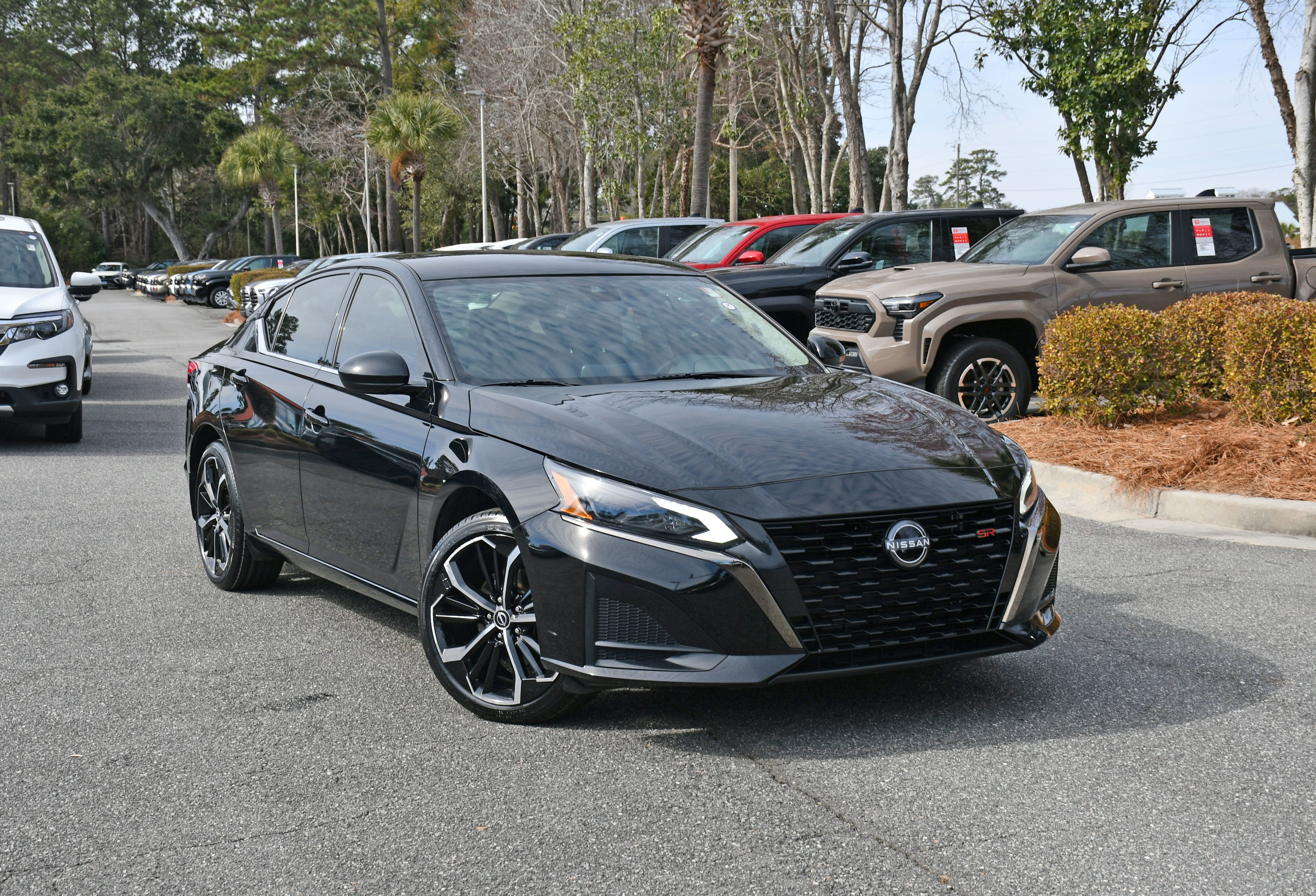 2023 Nissan Altima 2.5 SR