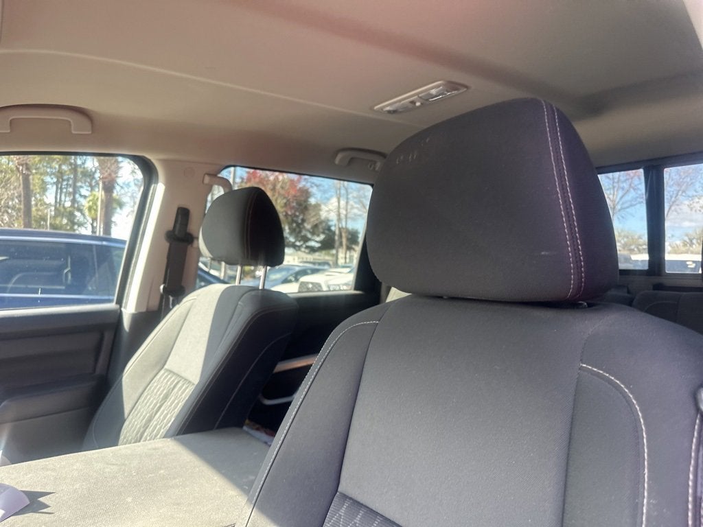 2019 Nissan Titan SV