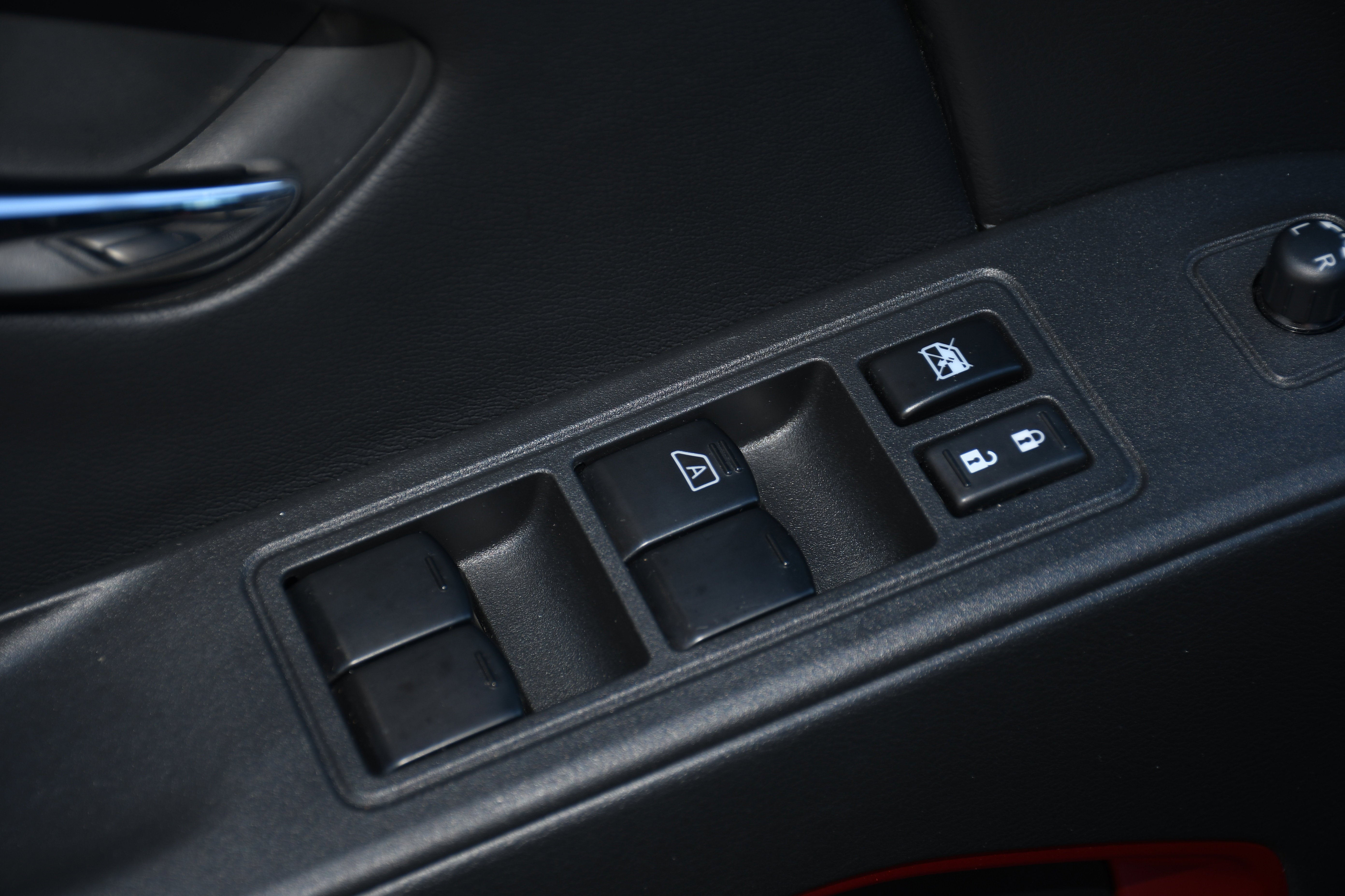 2025 Nissan Frontier PRO-X