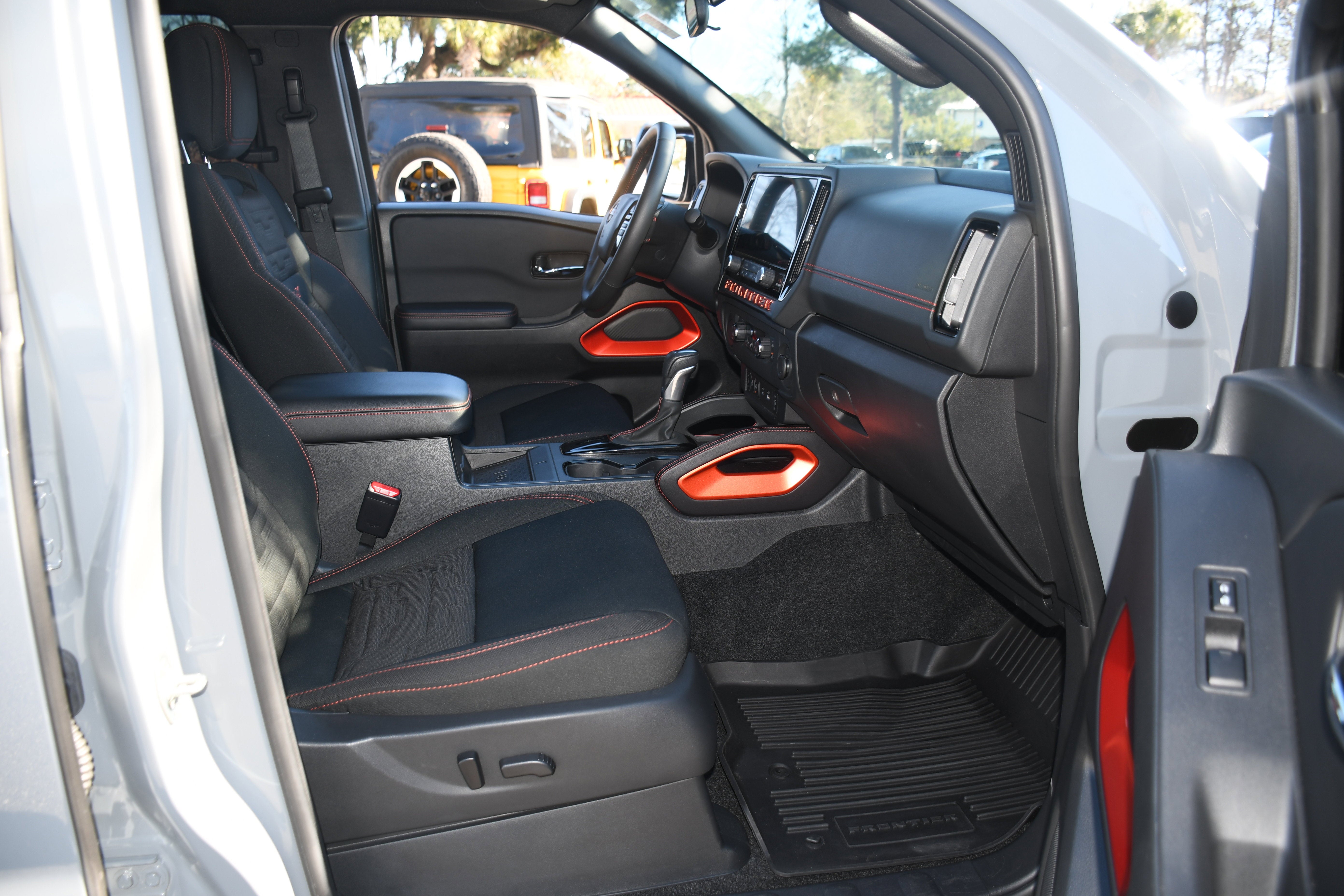 2025 Nissan Frontier PRO-X