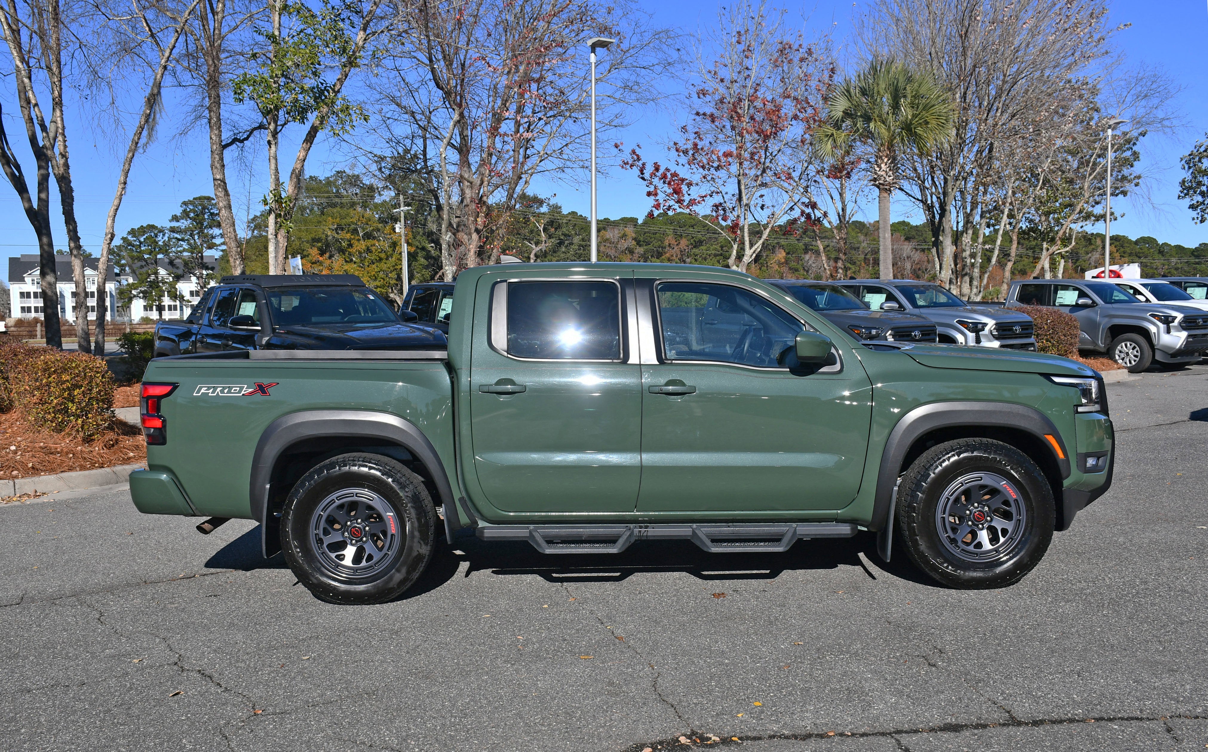 2025 Nissan Frontier PRO-X