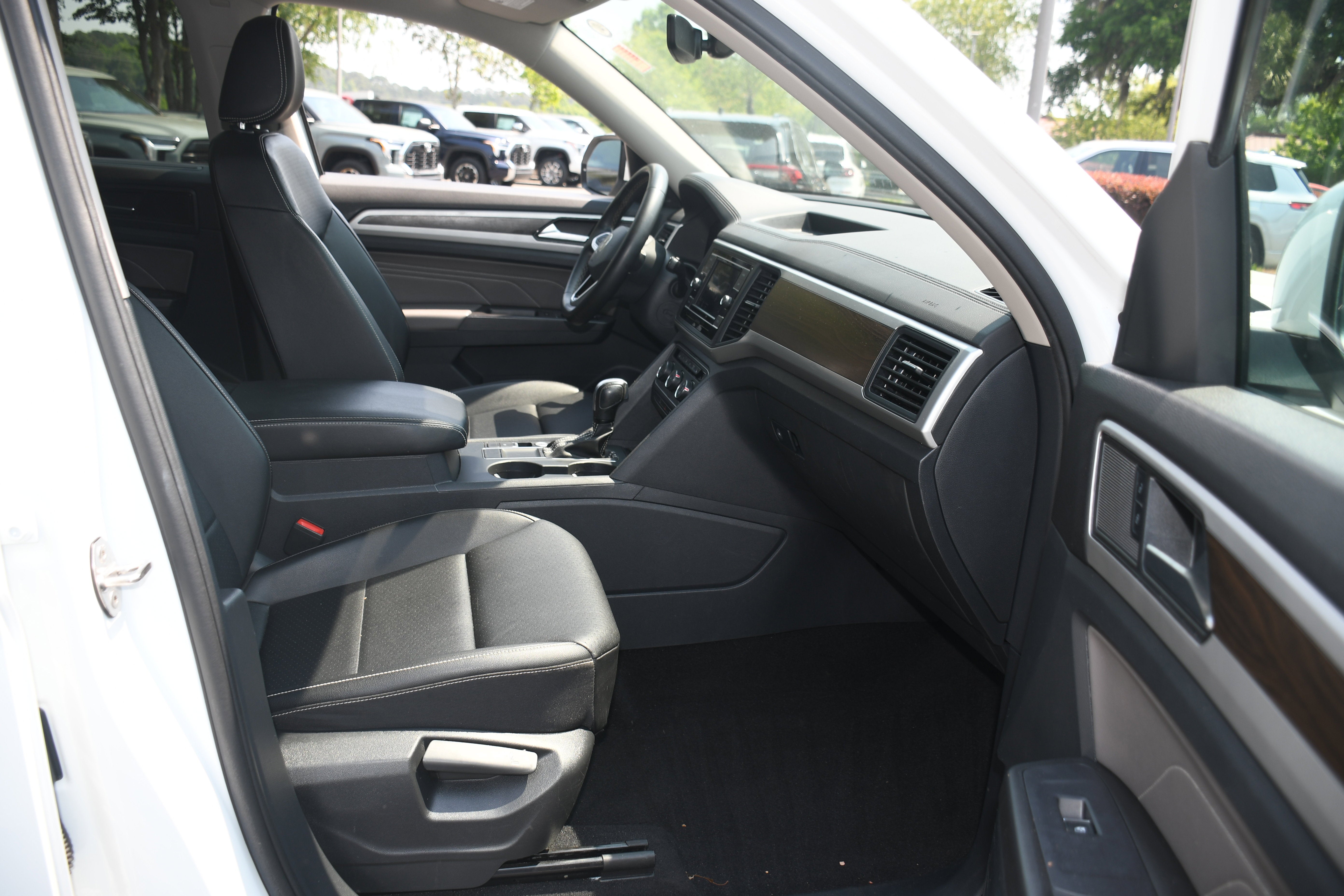 2022 Volkswagen Atlas 2.0T SE