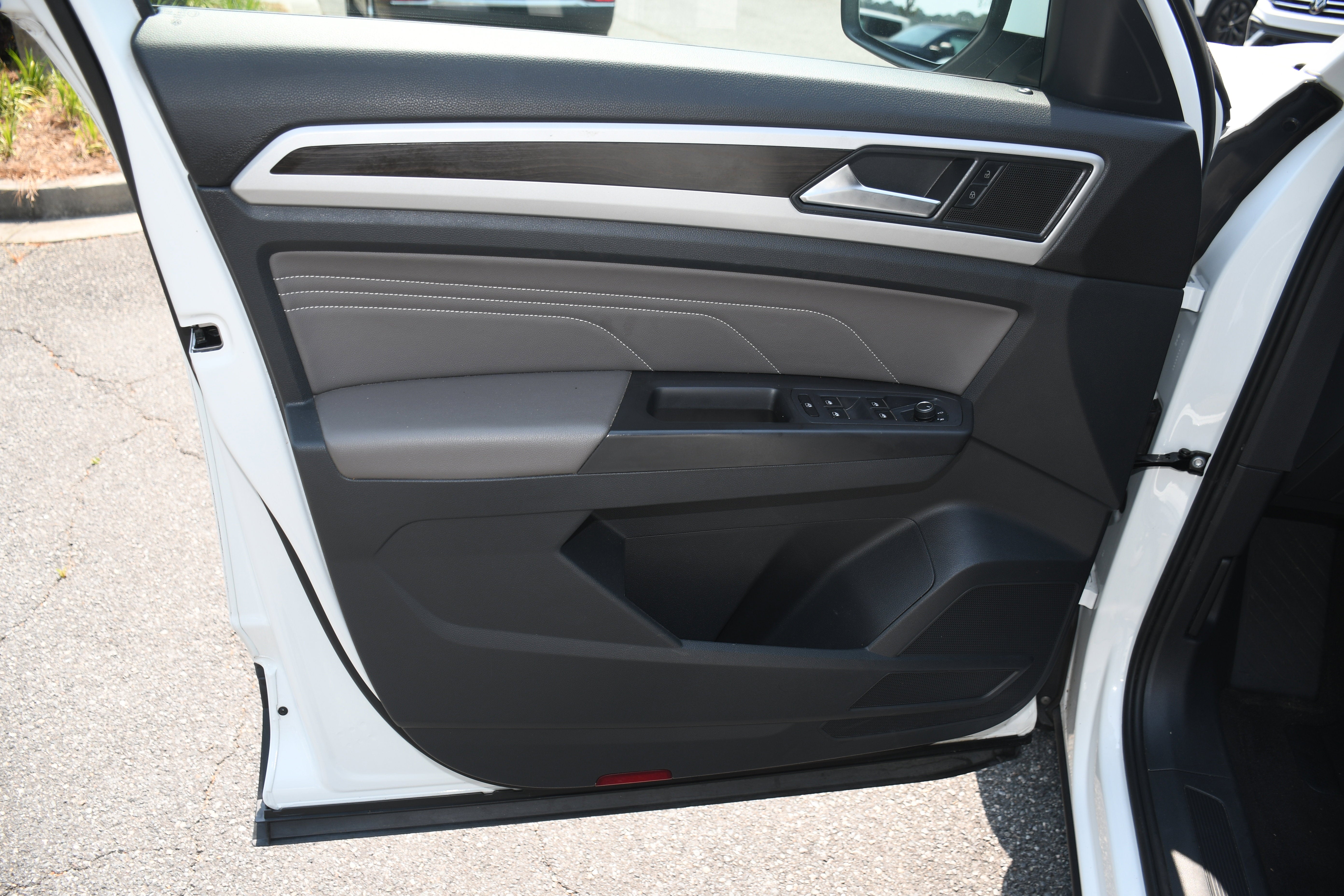 2022 Volkswagen Atlas 2.0T SE