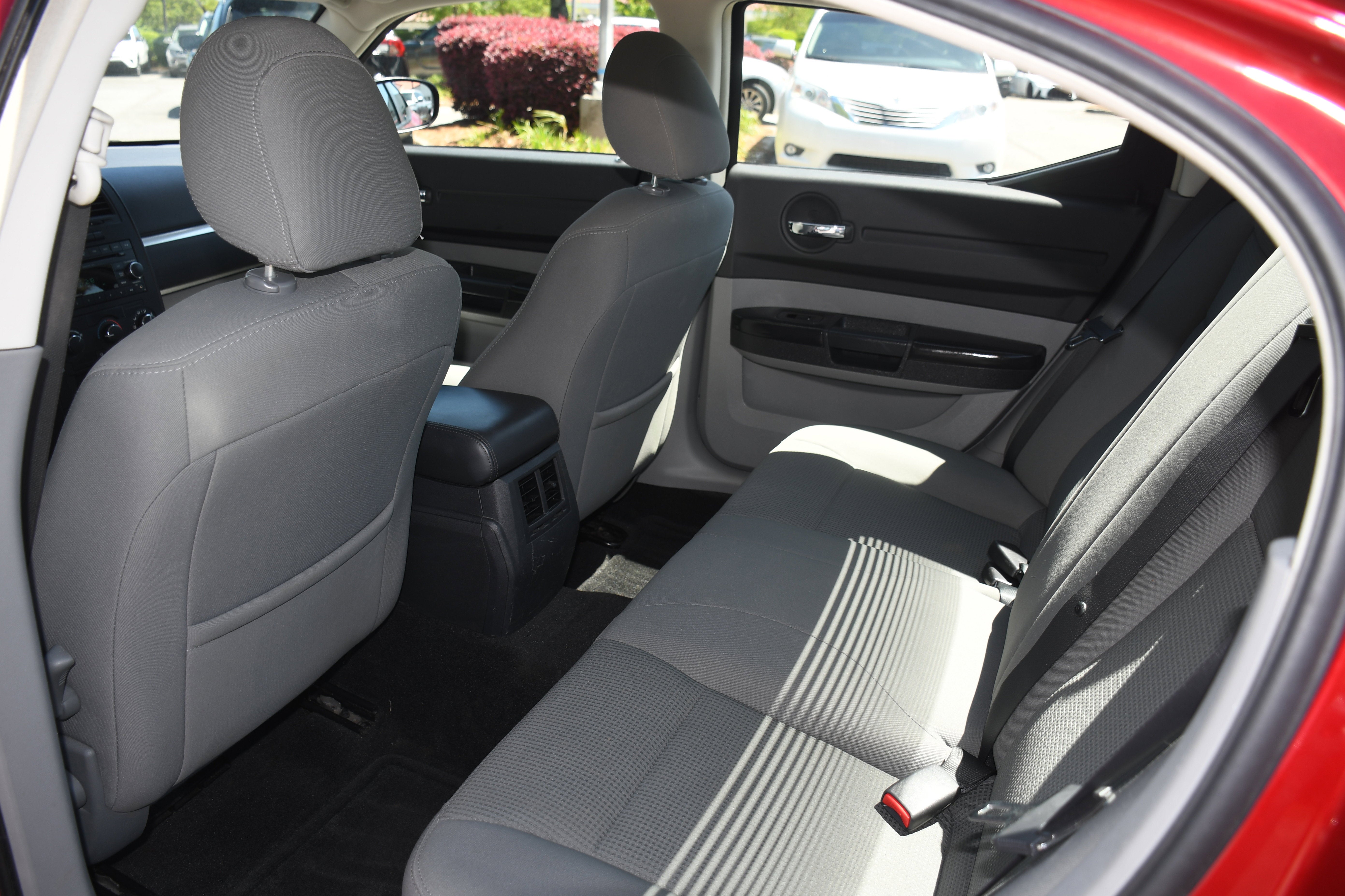 2008 Dodge Charger 4DR Sedan RWD