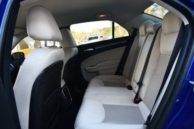 2019 Chrysler 300 Touring