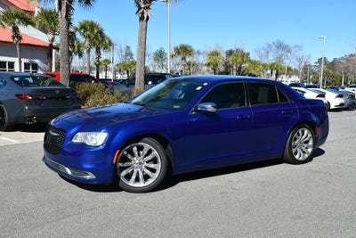 2019 Chrysler 300 Touring