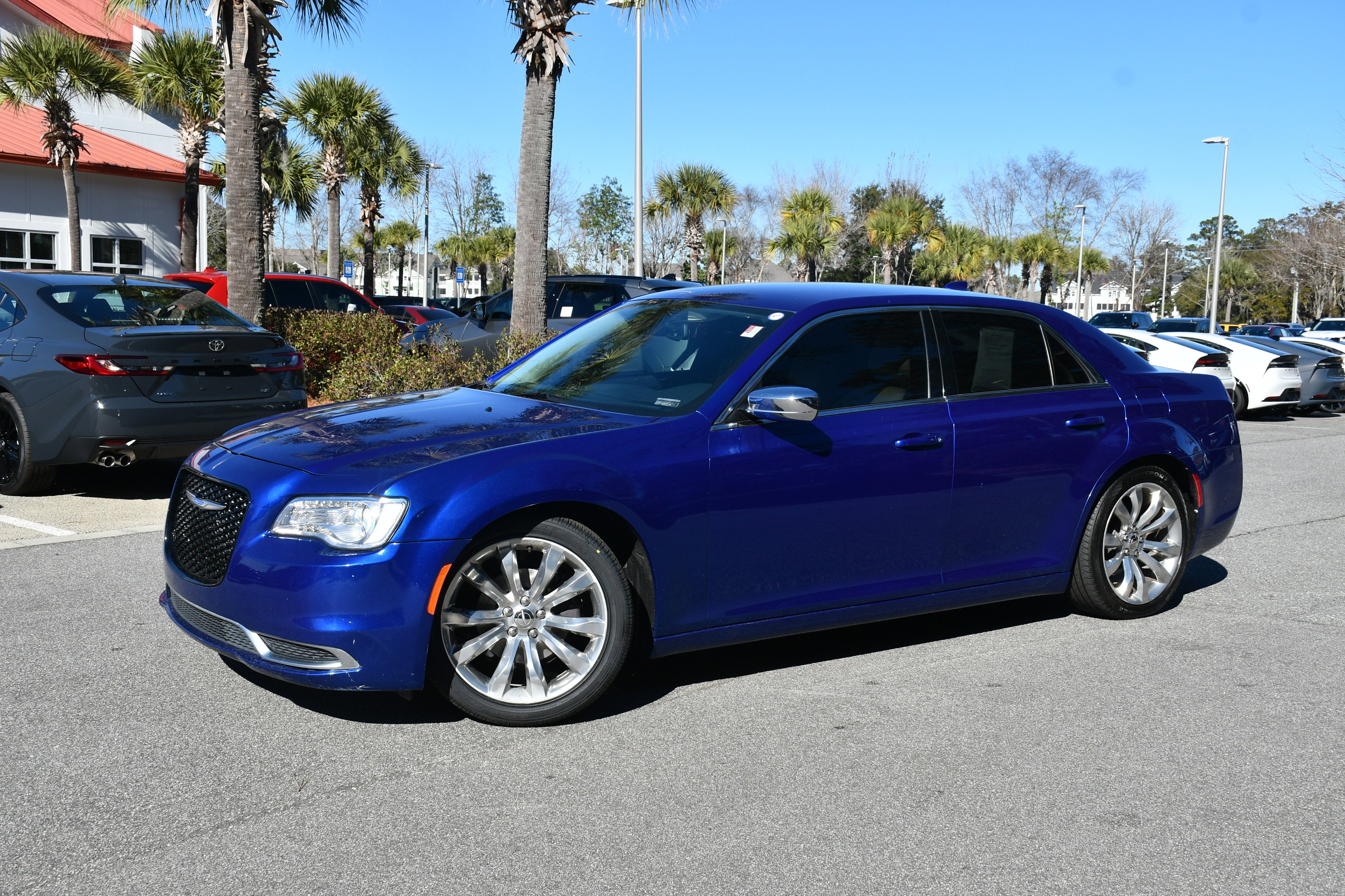 2019 Chrysler 300 Touring