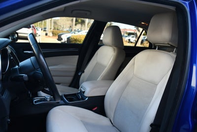 2019 Chrysler 300 Touring