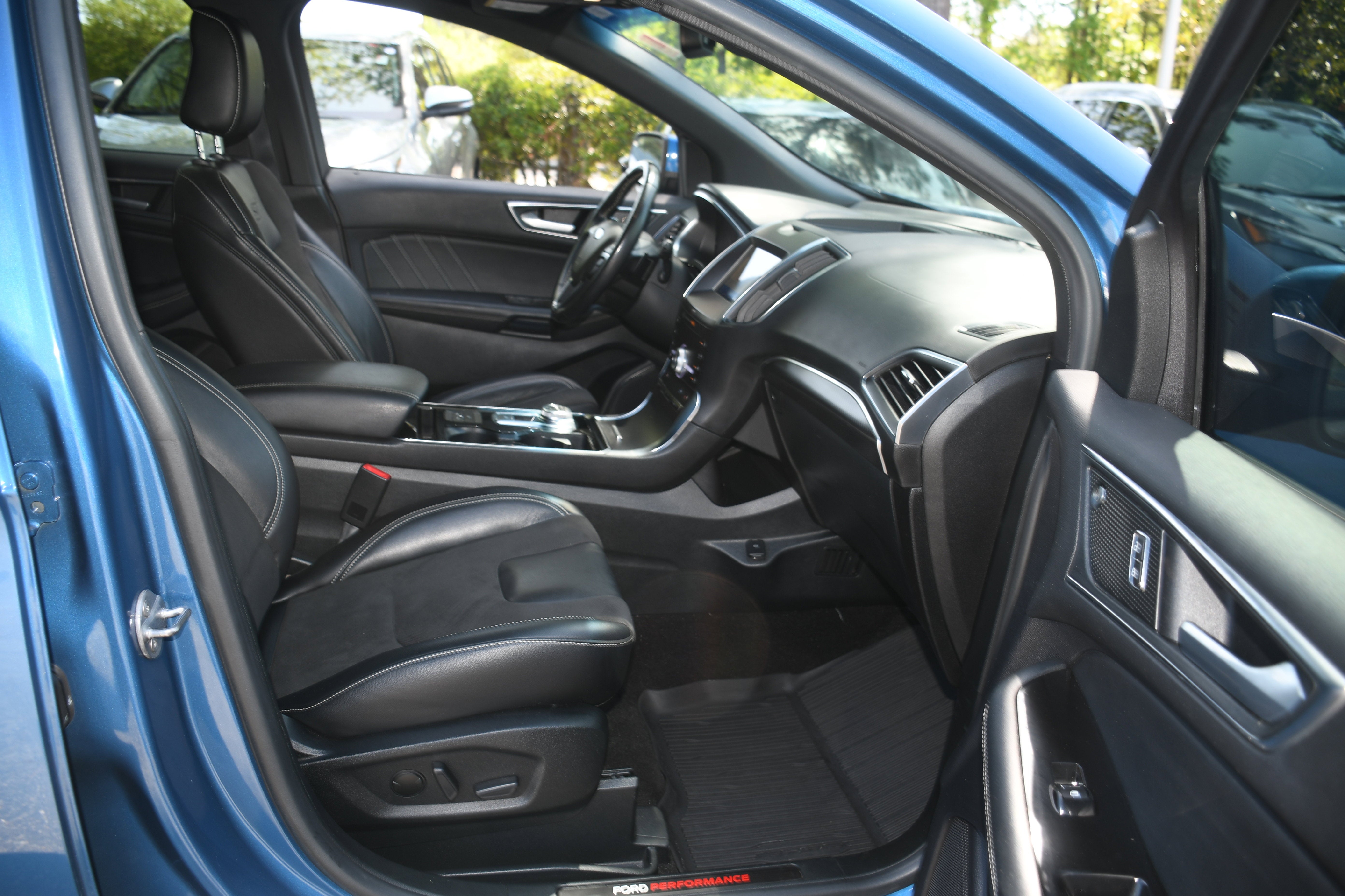 2020 Ford Edge ST