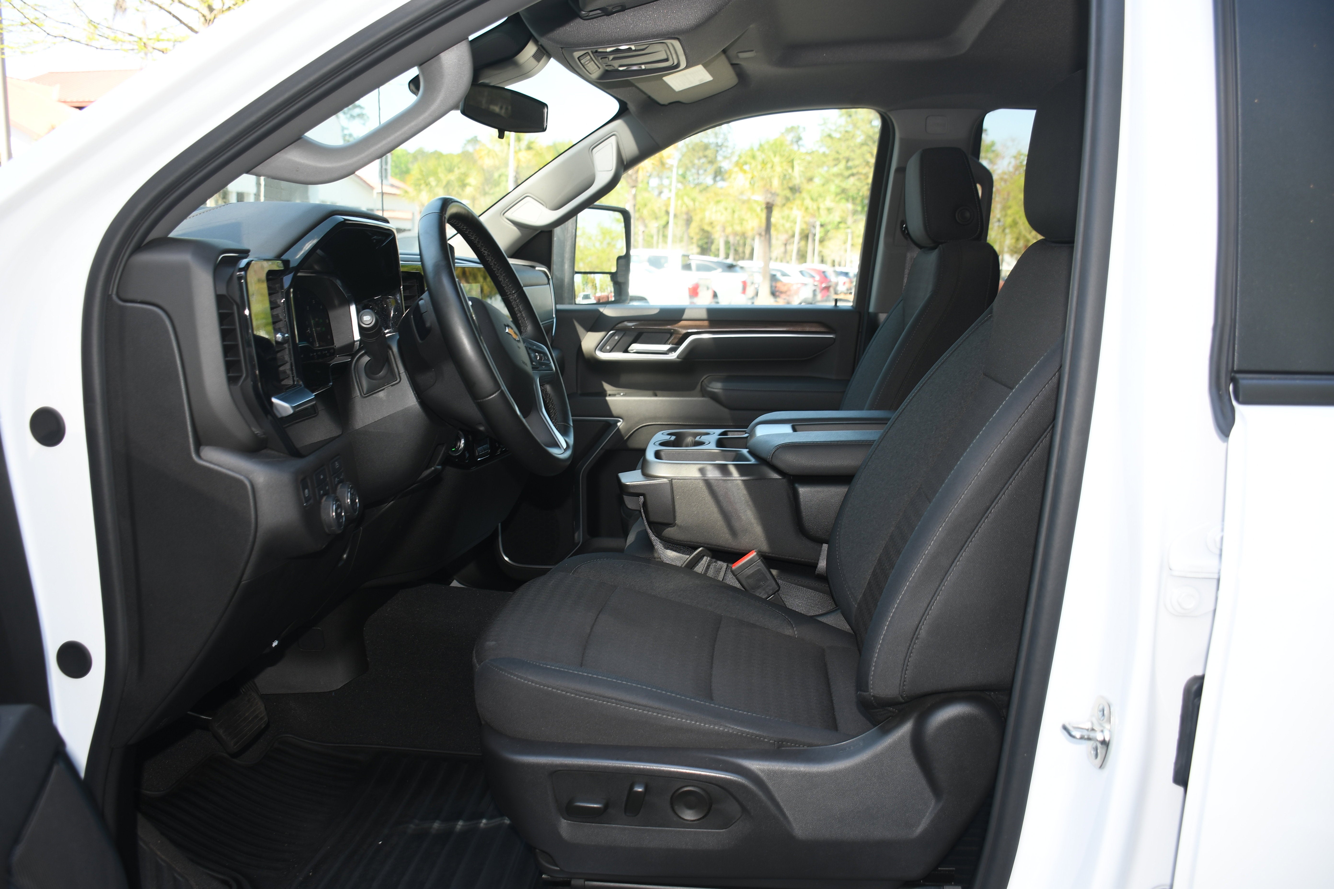 2025 Chevrolet Silverado 2500HD LT