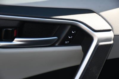 2025 Toyota RAV4 Hybrid XLE Premium