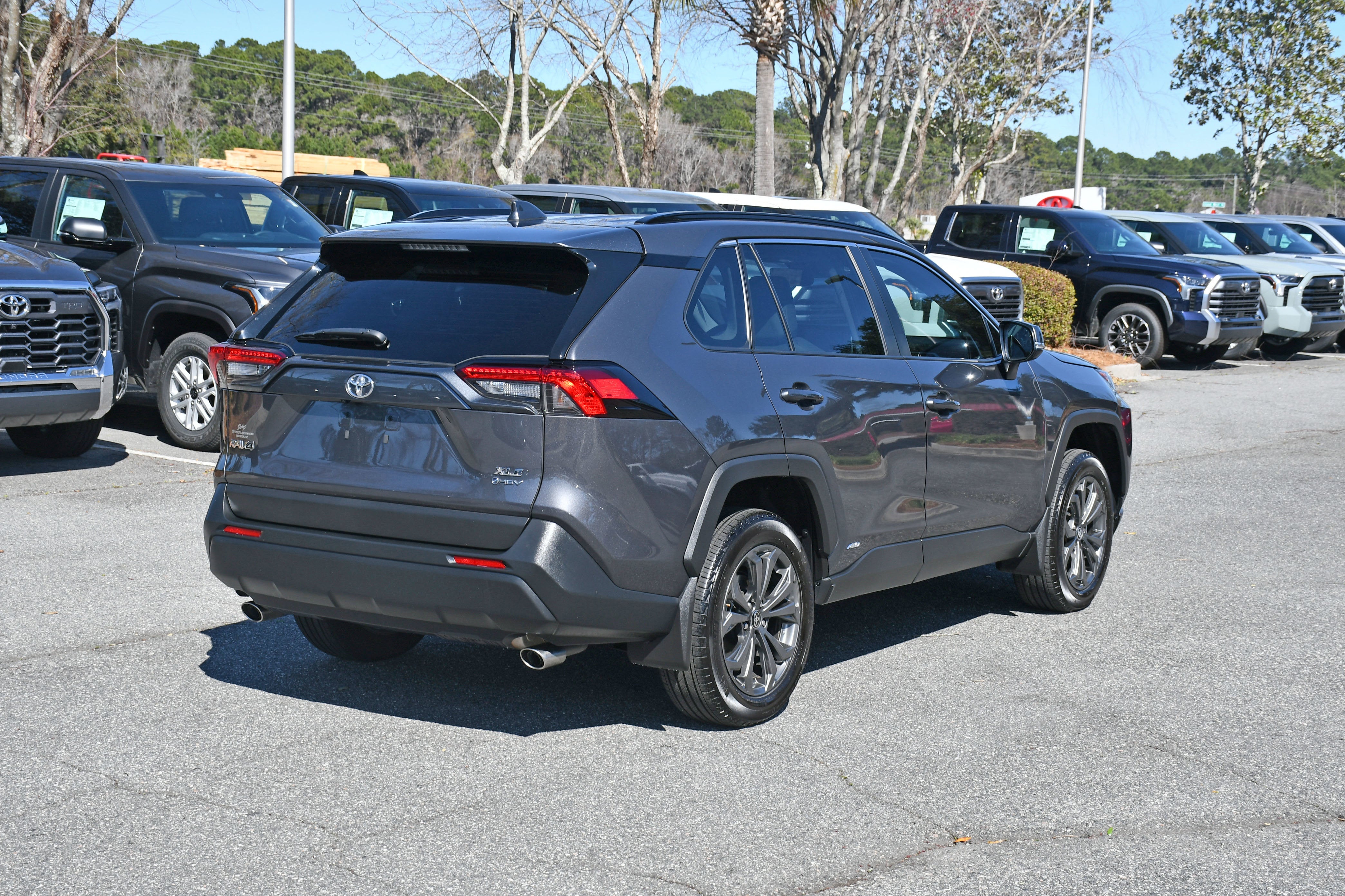 2025 Toyota RAV4 Hybrid XLE Premium