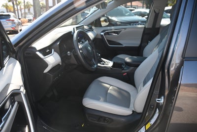 2025 Toyota RAV4 Hybrid XLE Premium