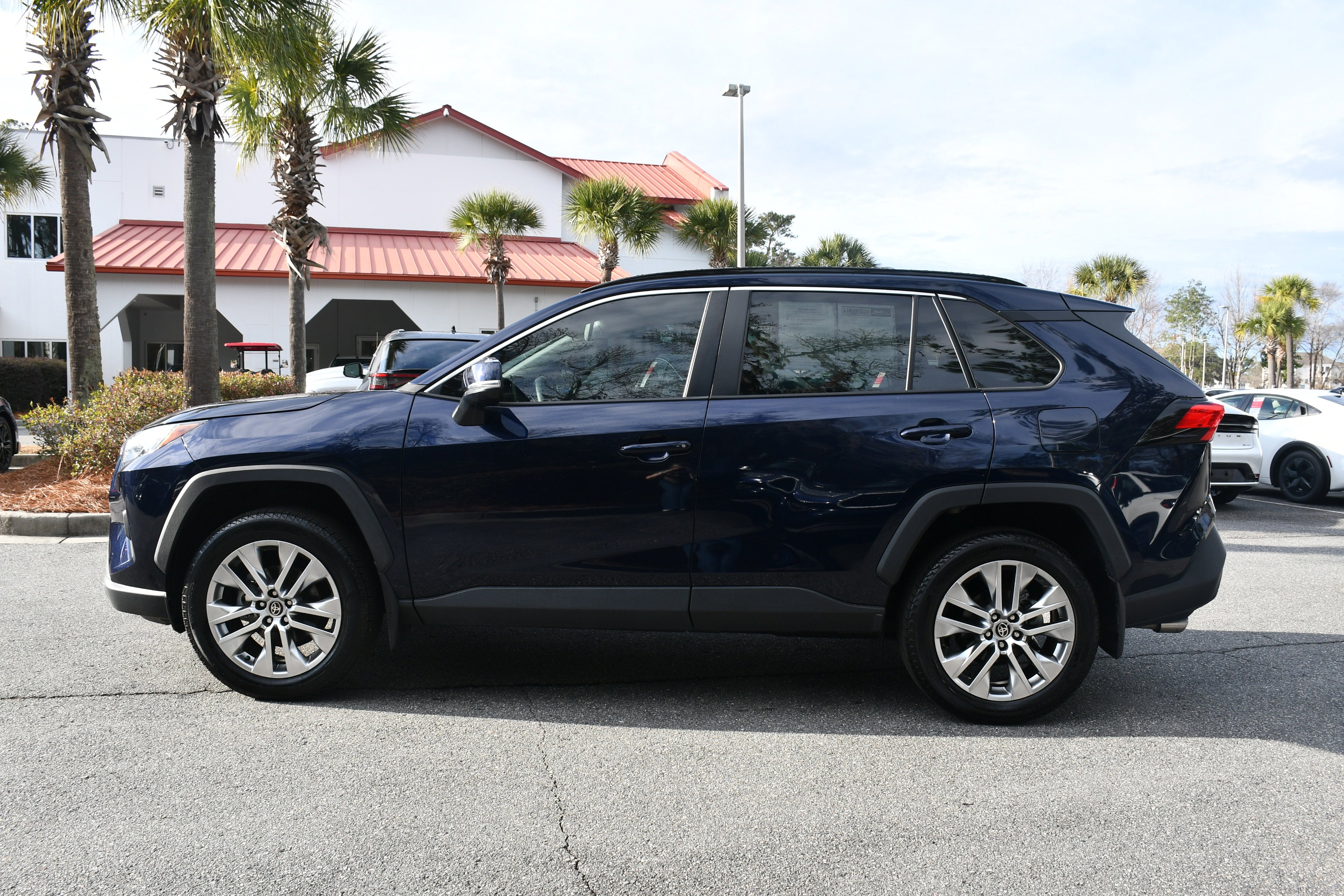 2024 Toyota RAV4 XLE Premium