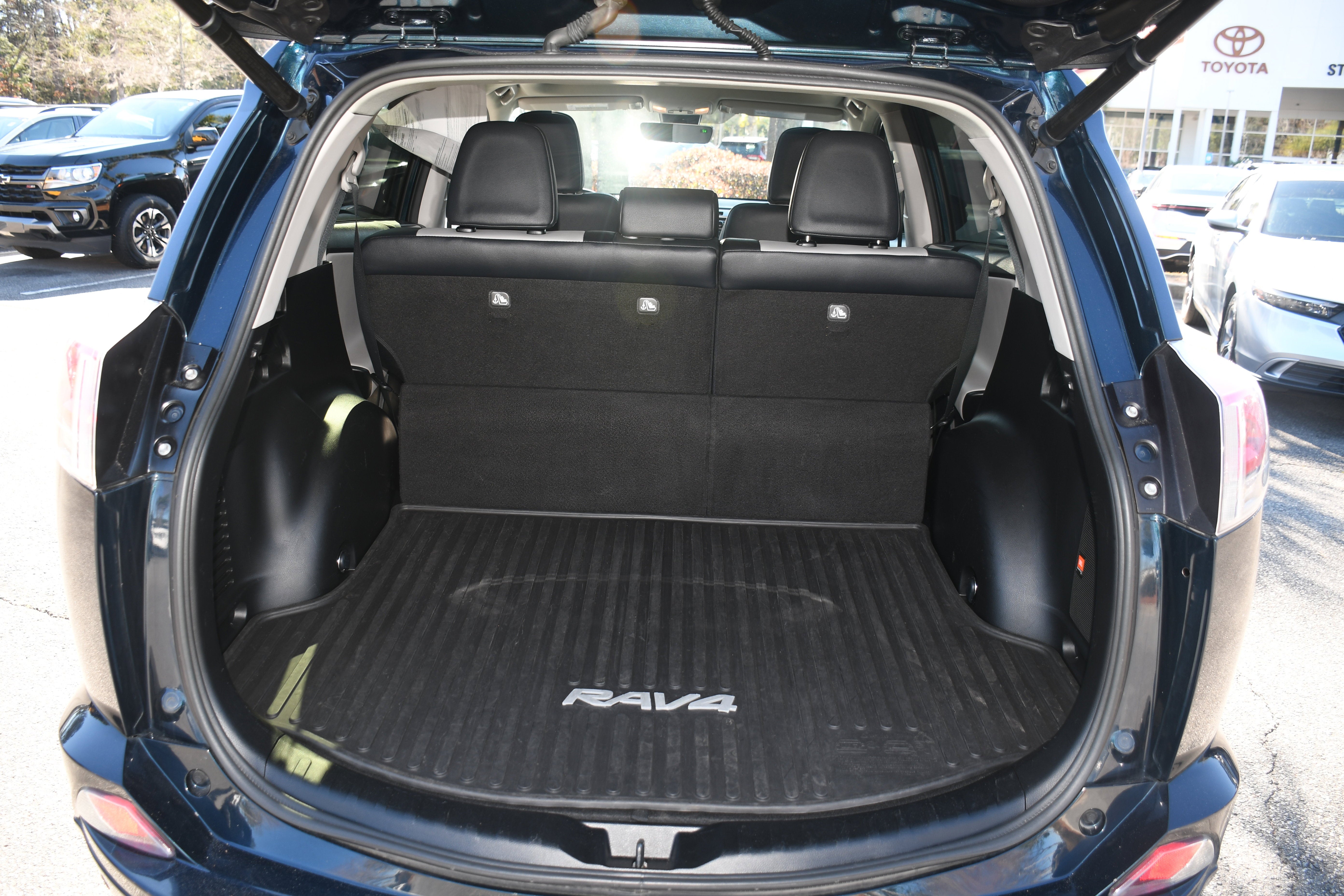 2017 Toyota RAV4 Limited