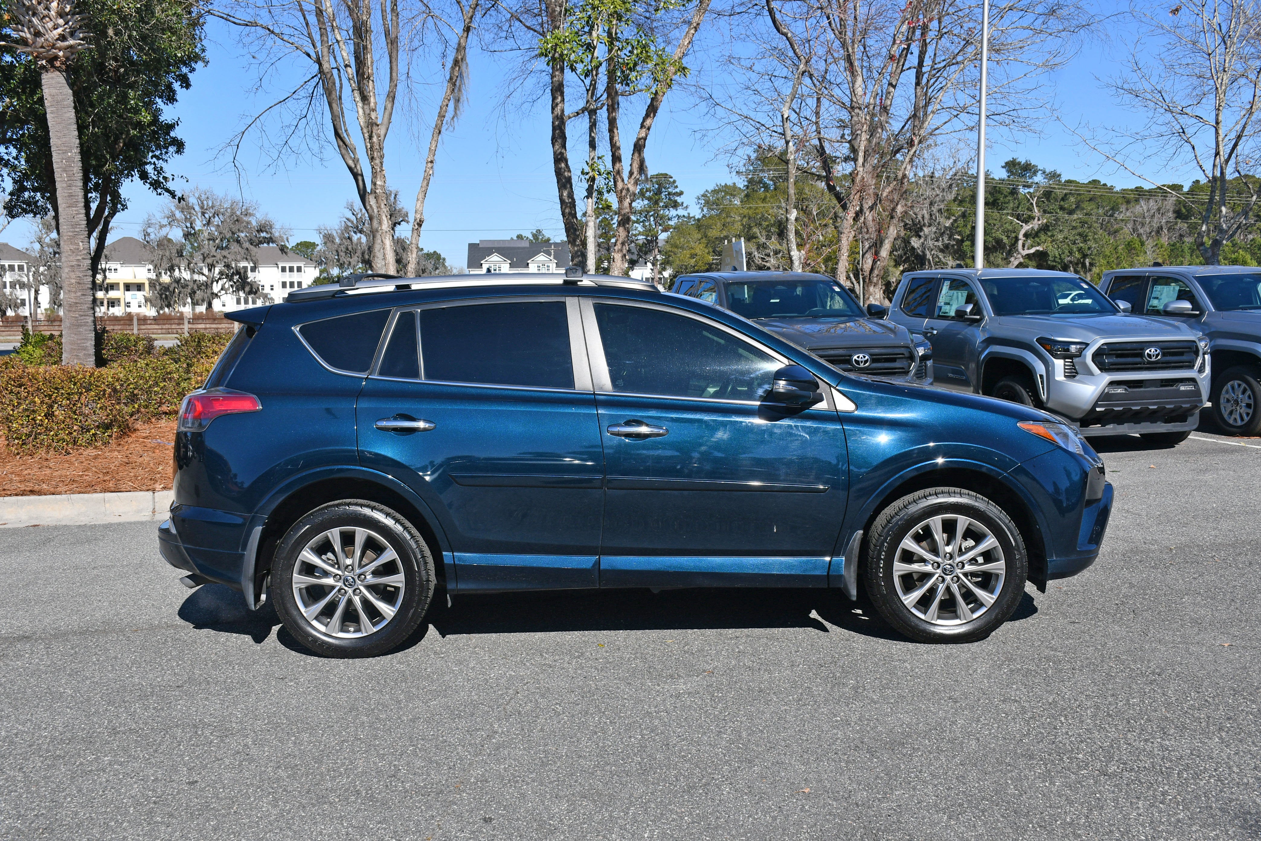 2017 Toyota RAV4 Limited