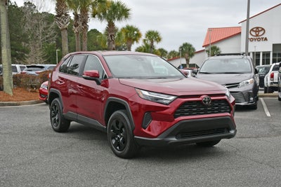 2023 Toyota RAV4 LE
